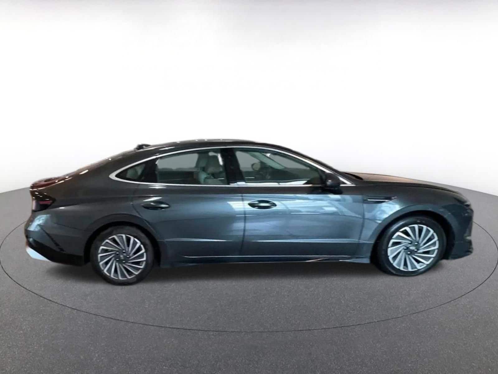 Thumbnail: 2025 Hyundai Sonata - 11