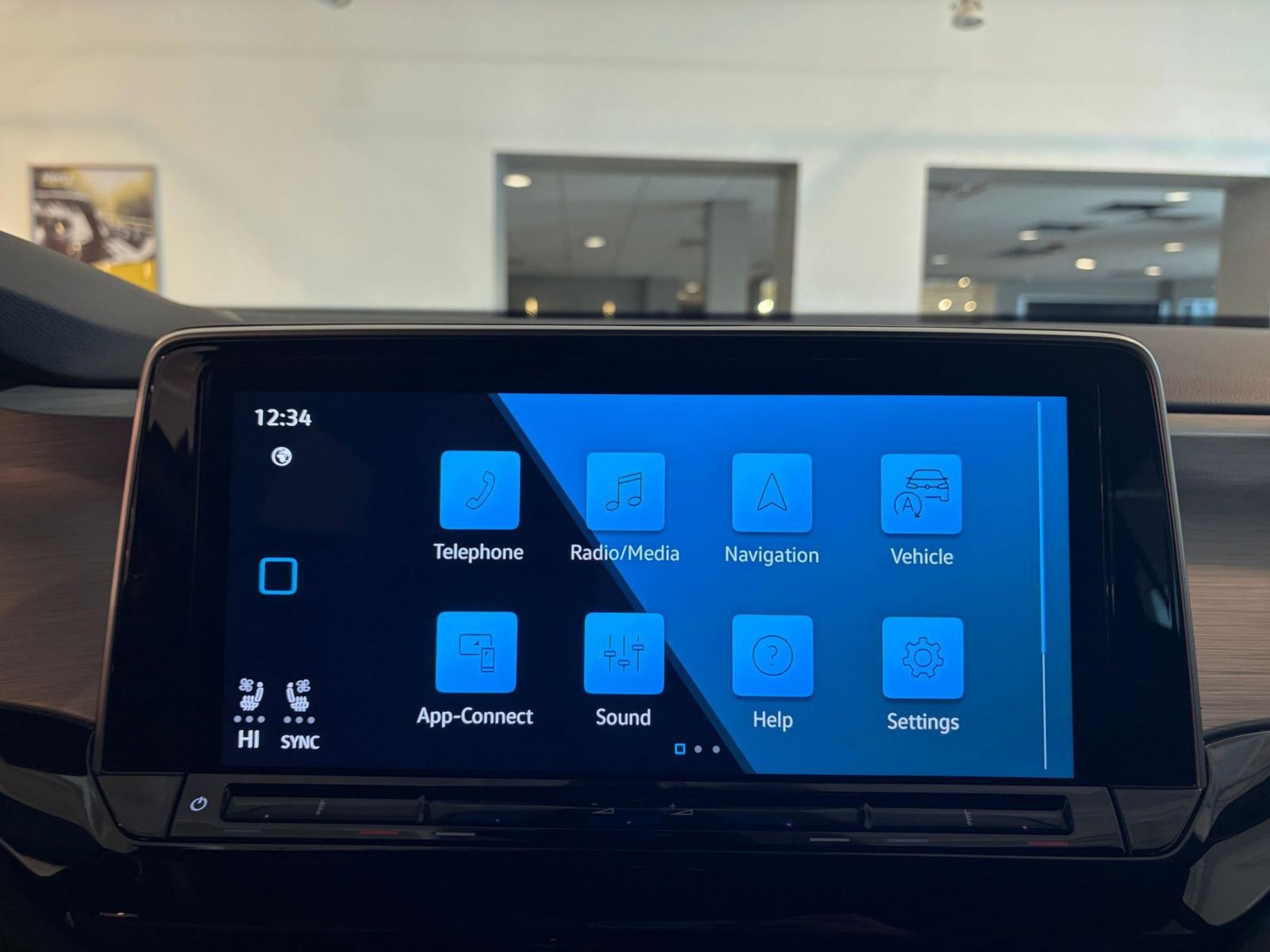 Thumbnail: 2025 Volkswagen Atlas - 22