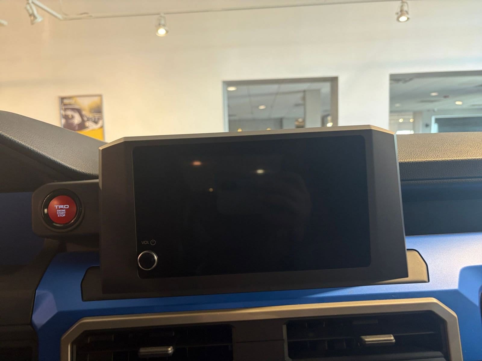 Thumbnail: 2025 Toyota Tacoma - 20