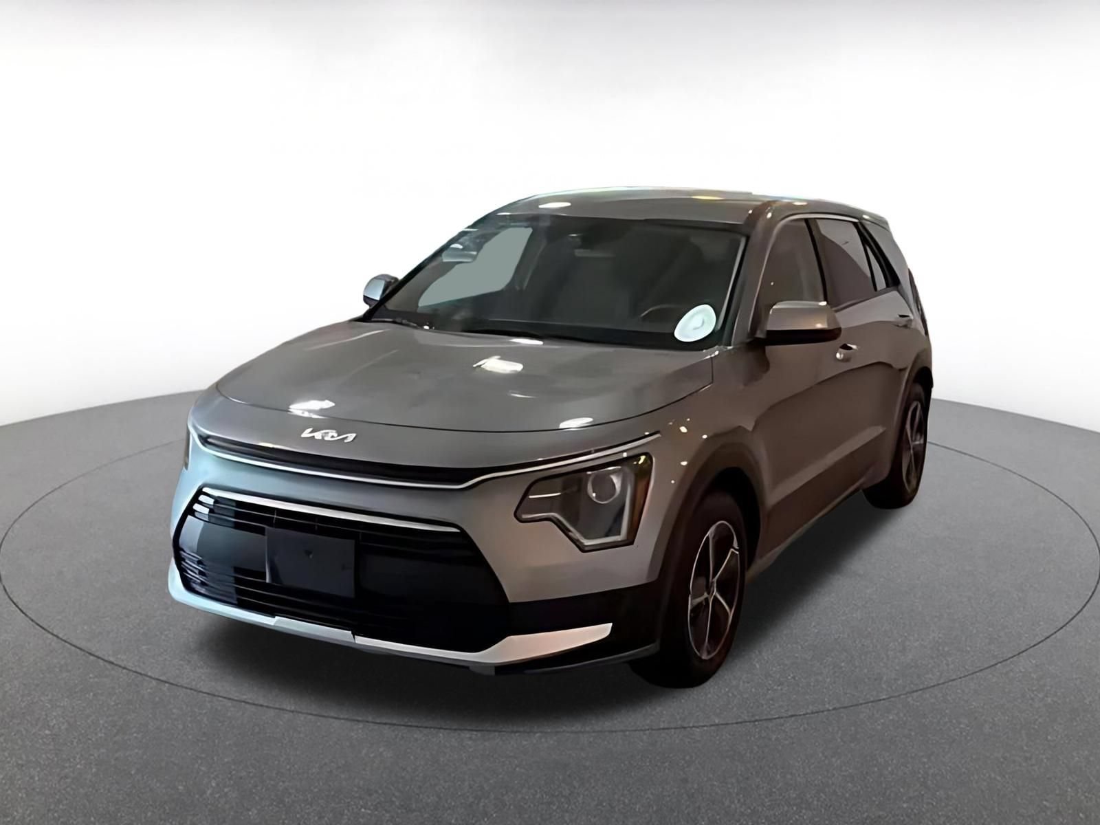 Thumbnail: 2026 Kia Niro - 3