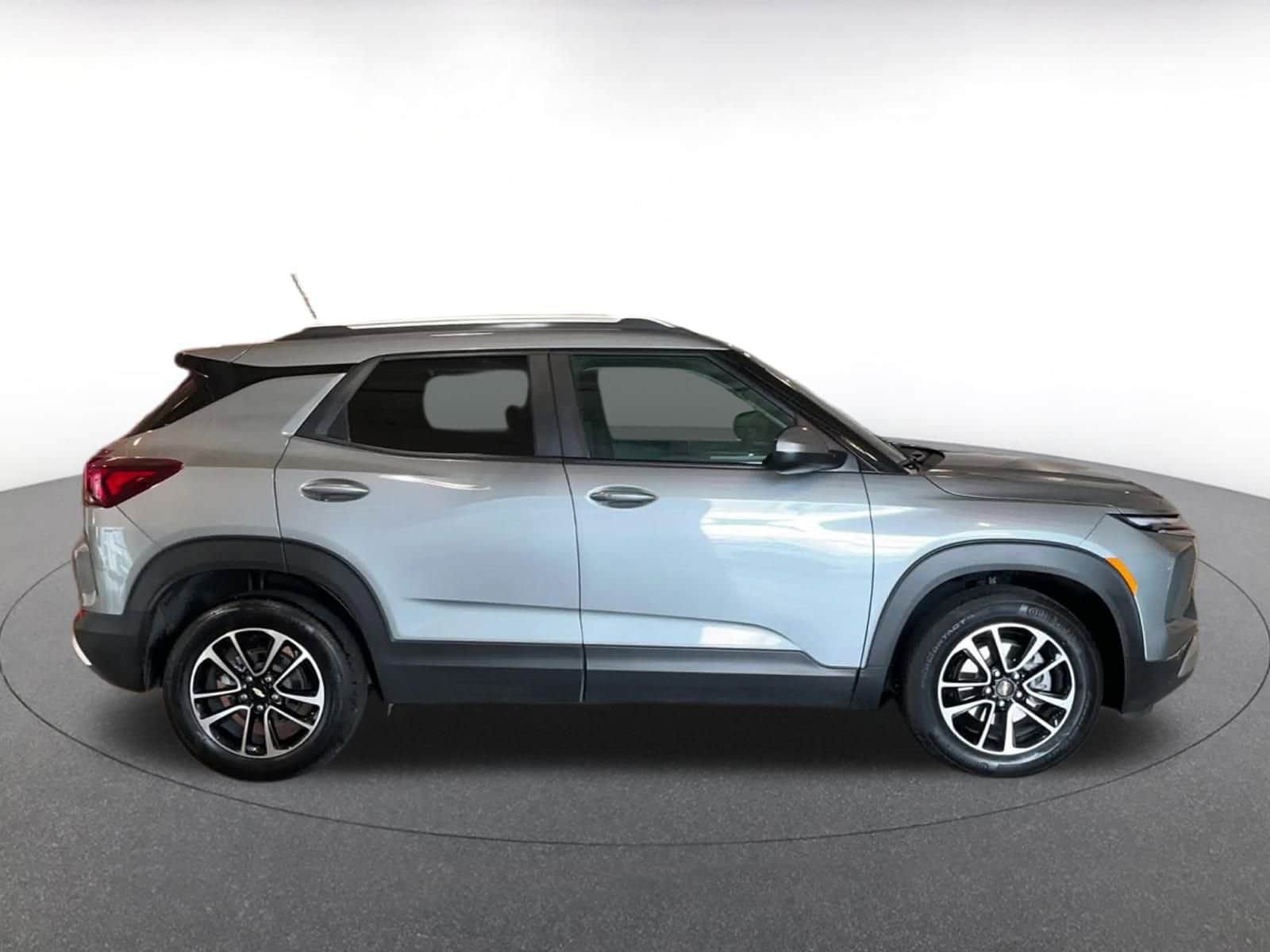 Thumbnail: 2024 Chevrolet TrailBlazer - 16