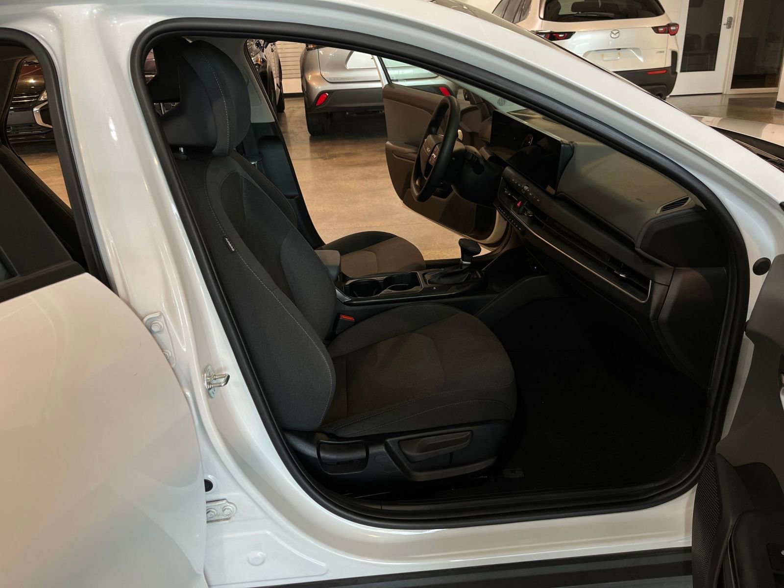 Thumbnail: 2025 Kia K4 - 35