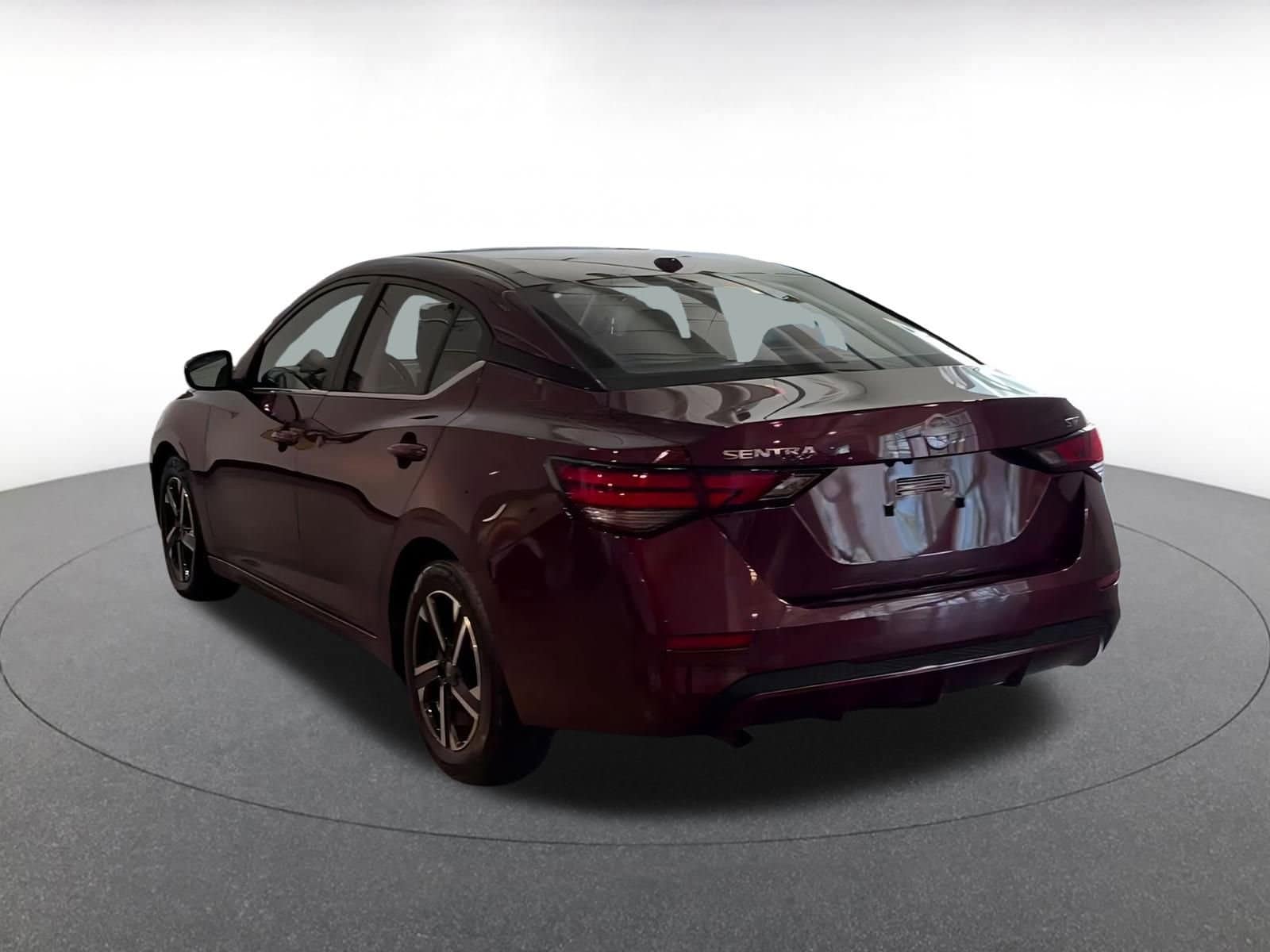 Thumbnail: 2024 Nissan Sentra - 11