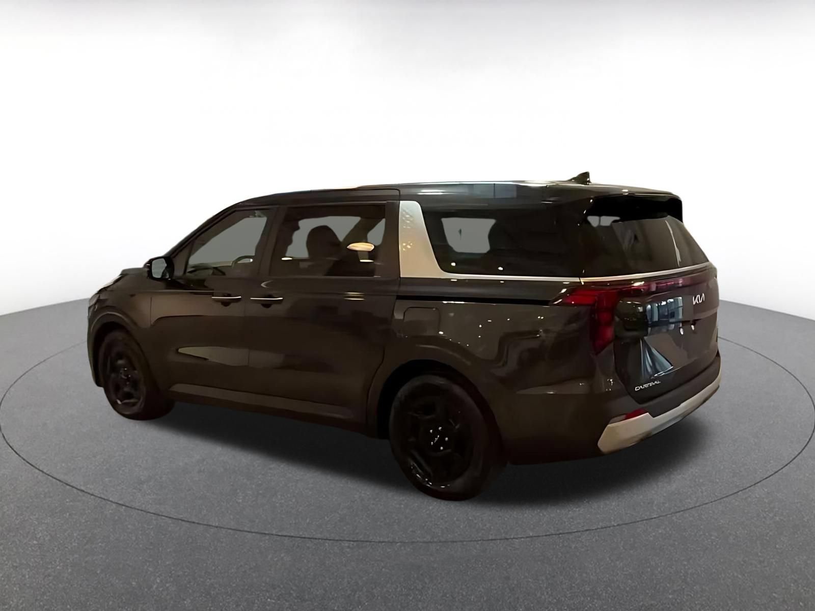 Thumbnail: 2026 Kia Carnival - 9