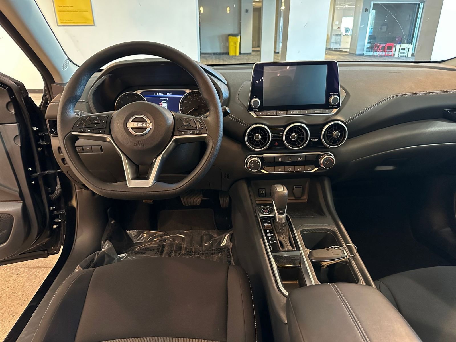 Thumbnail: 2025 Nissan Sentra - 33