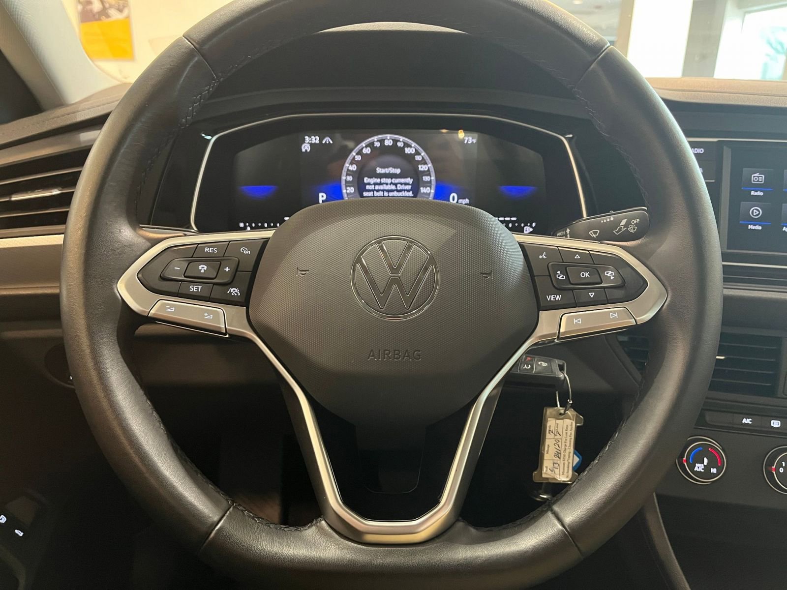 Thumbnail: 2024 Volkswagen Jetta - 25