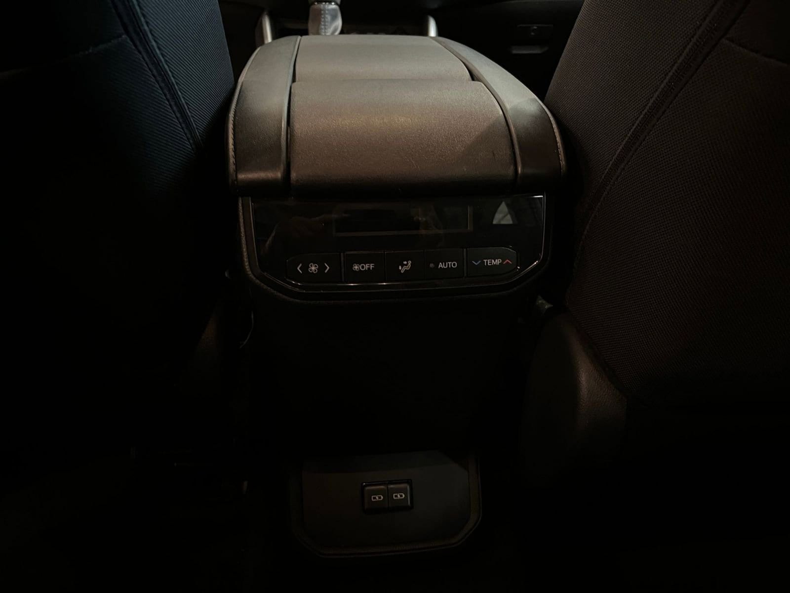 Thumbnail: 2025 Toyota Highlander - 24