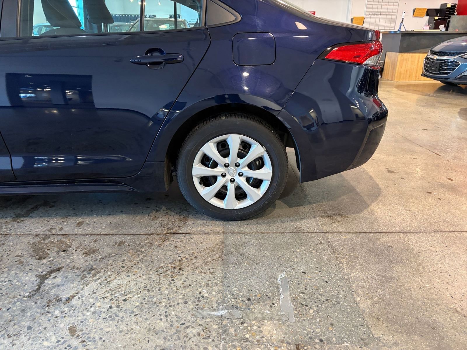 Thumbnail: 2025 Toyota Corolla - 10