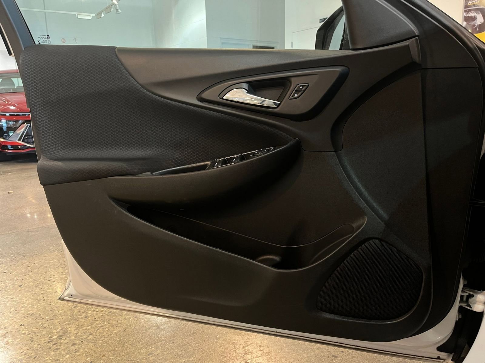 Thumbnail: 2023 Chevrolet Malibu - 20