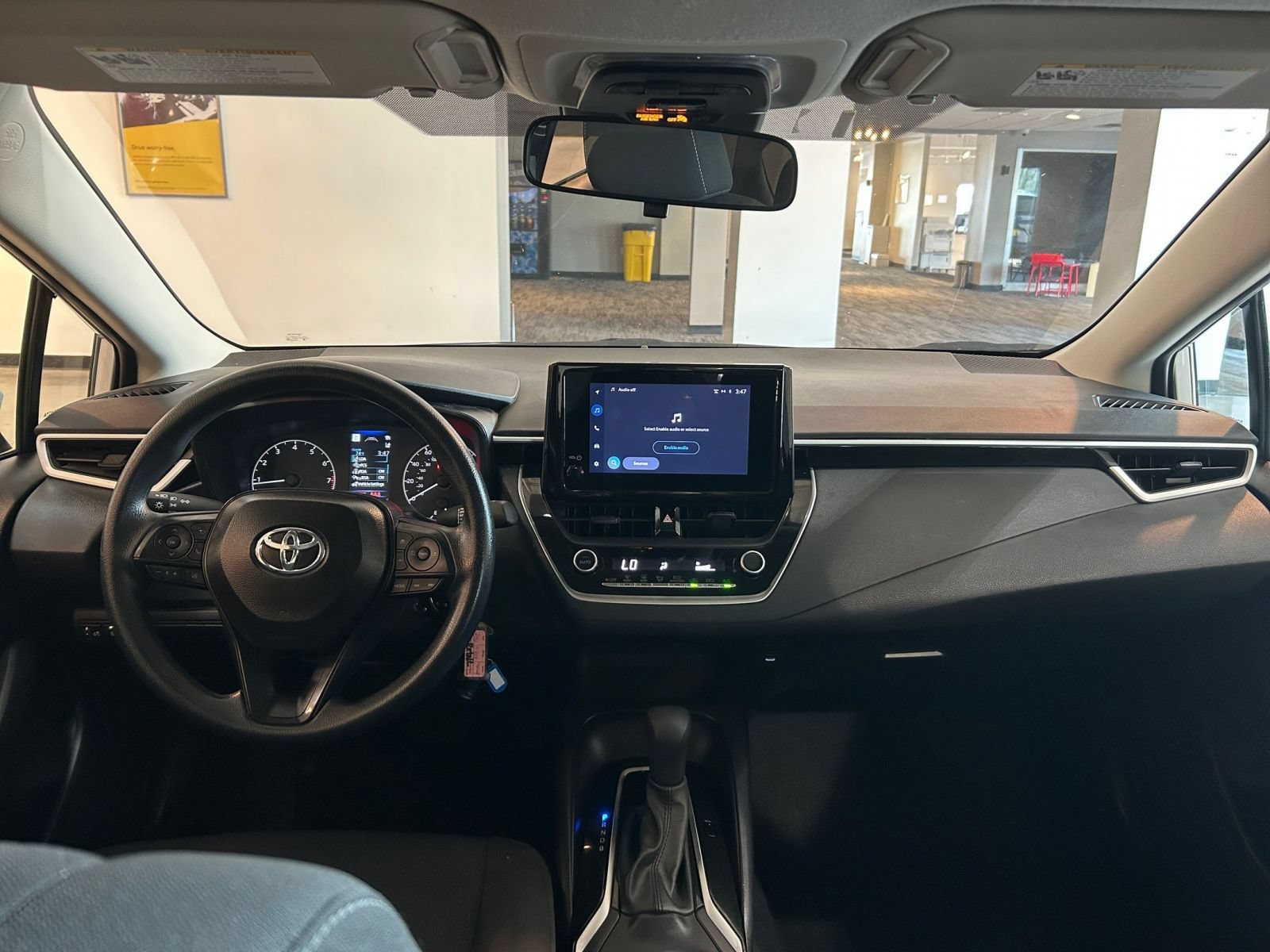 Thumbnail: 2025 Toyota Corolla - 30