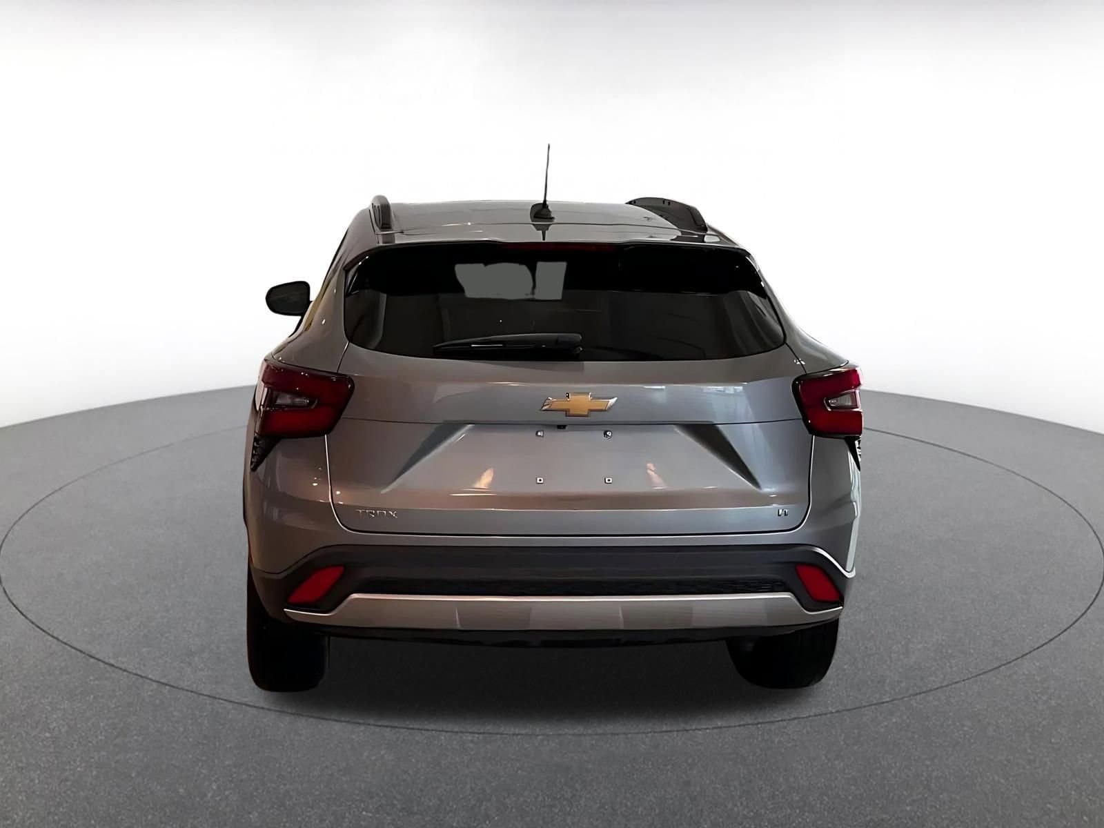 Thumbnail: 2025 Chevrolet Trax - 12