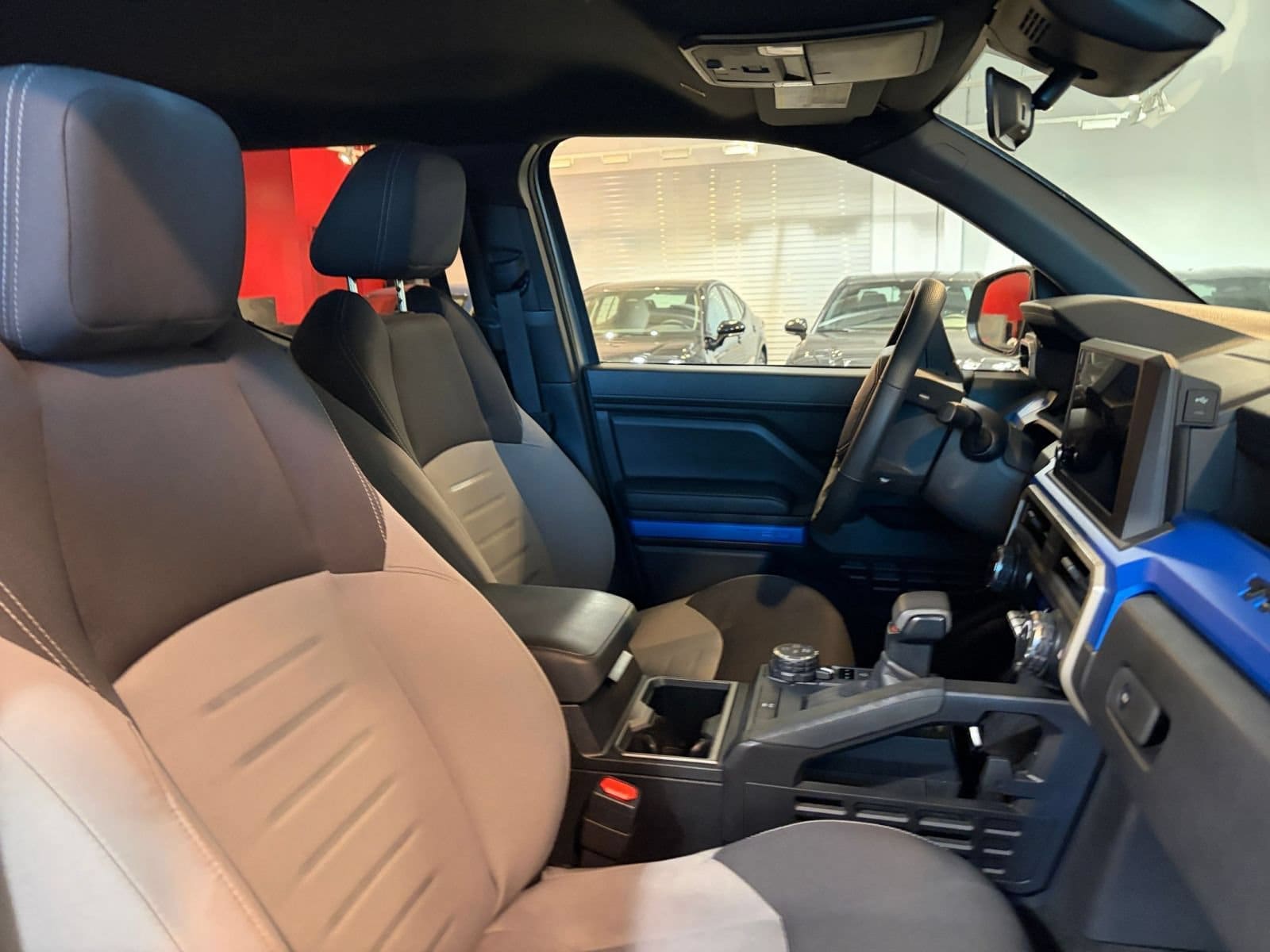 Thumbnail: 2025 Toyota Tacoma - 34