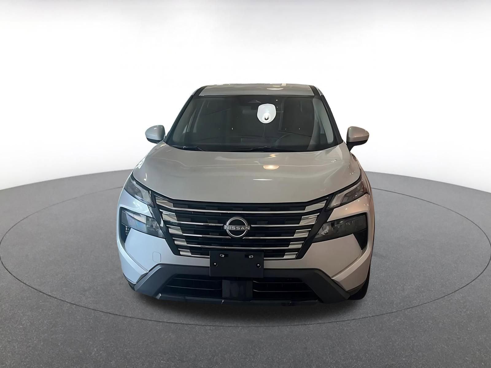 Thumbnail: 2025 Nissan Rogue - 4