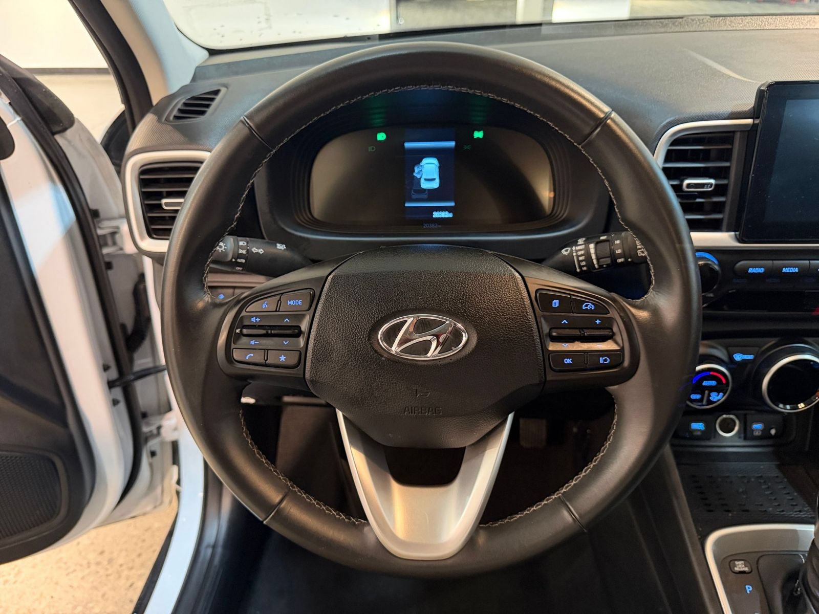 Thumbnail: 2026 Hyundai Venue - 26