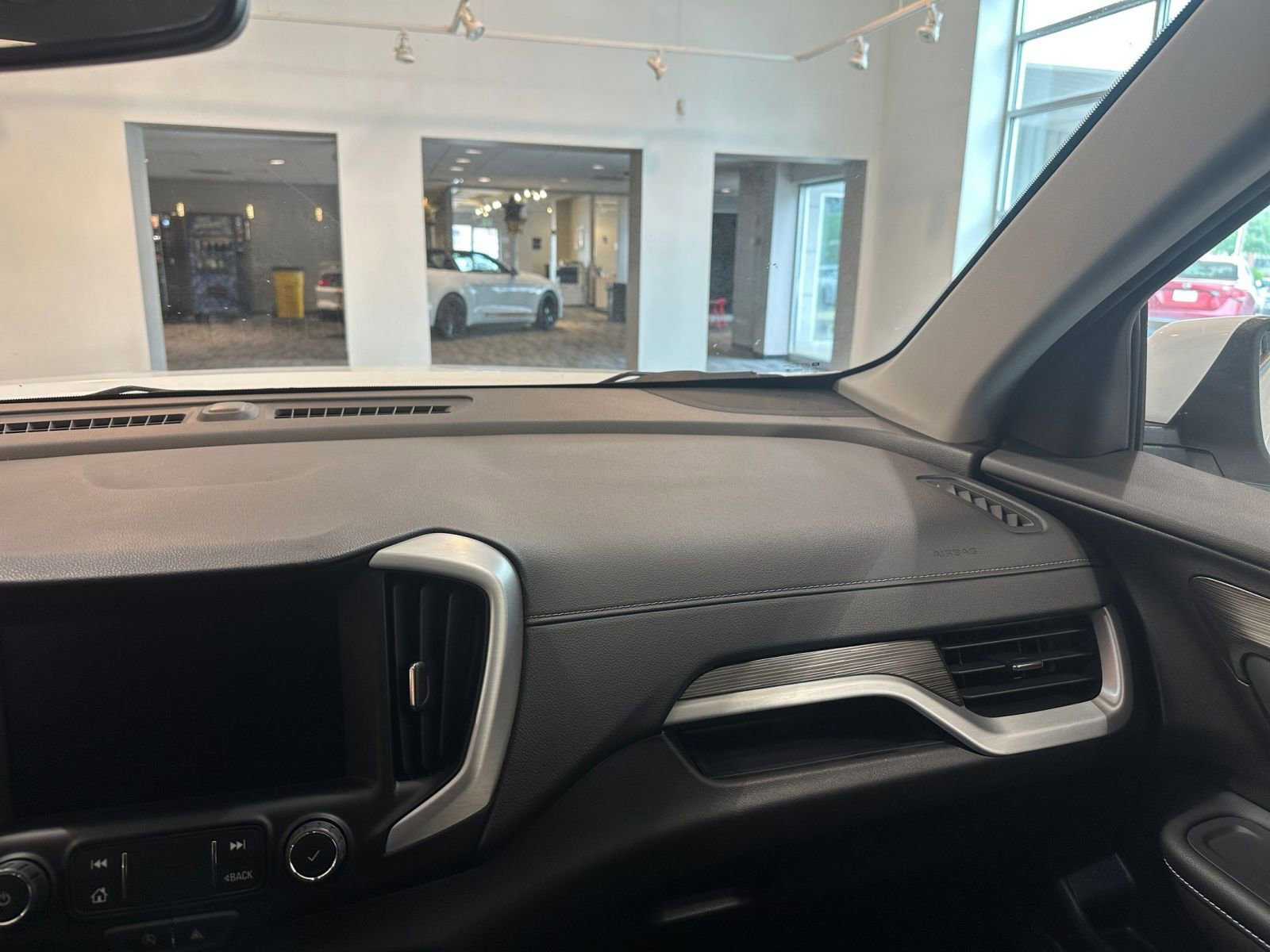 Thumbnail: 2024 GMC Terrain - 35