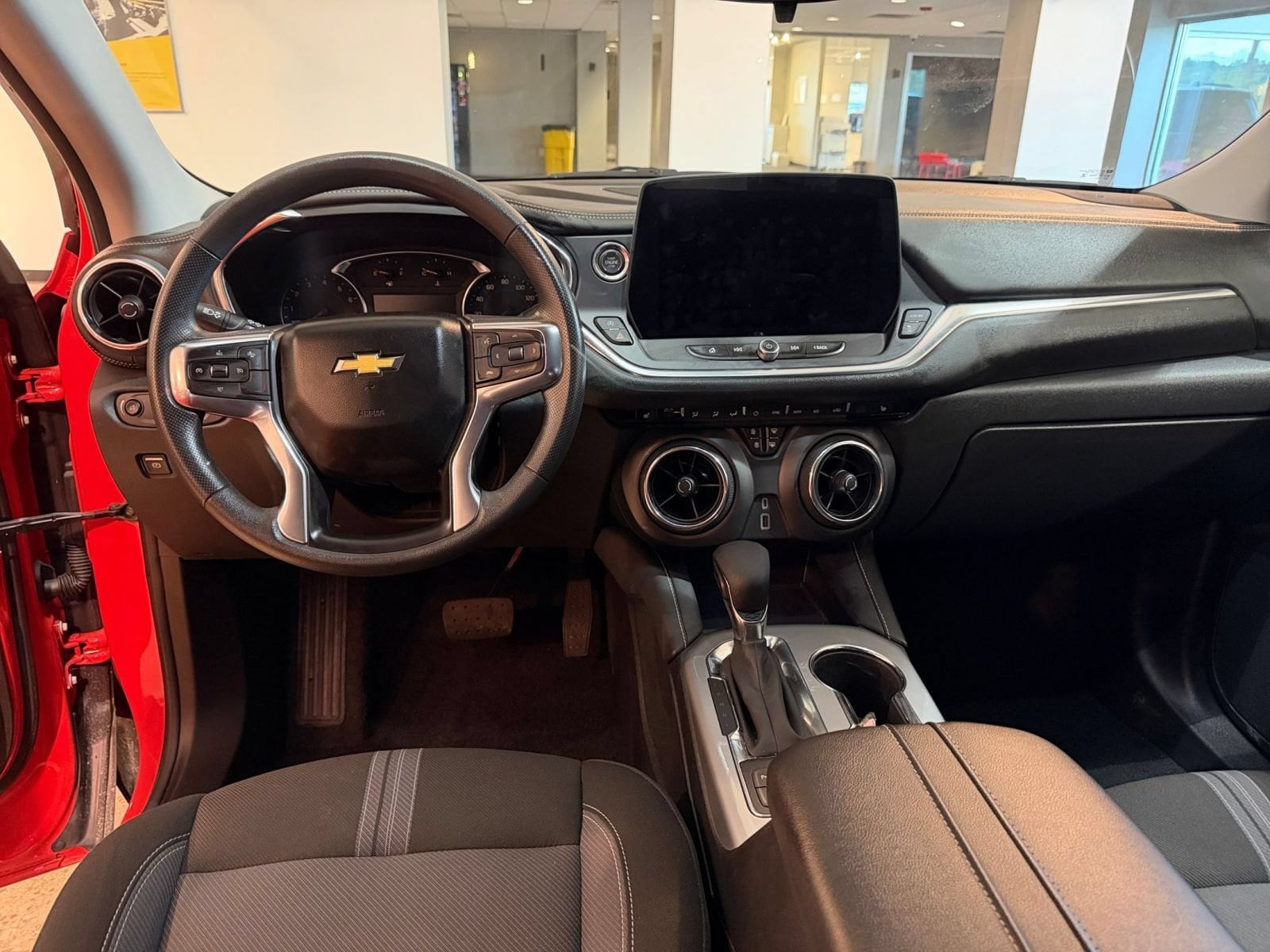 Thumbnail: 2026 Chevrolet Blazer - 34