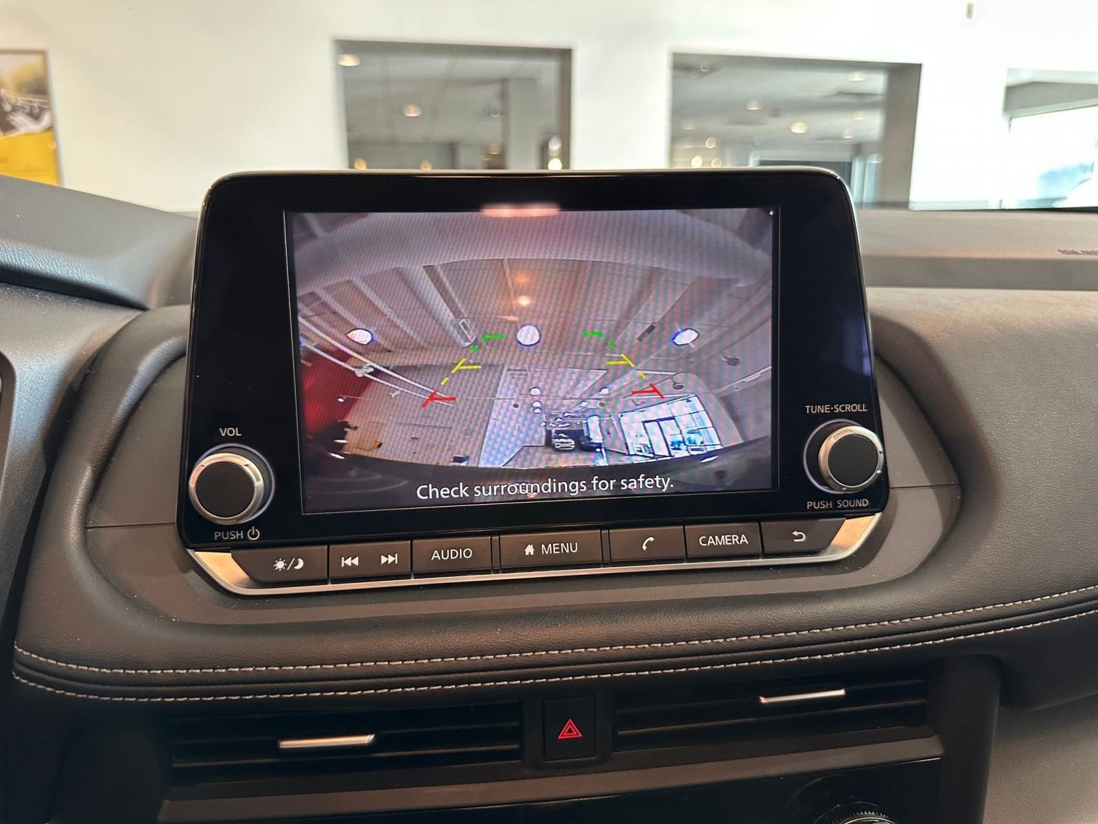 Thumbnail: 2025 Nissan Rogue - 25