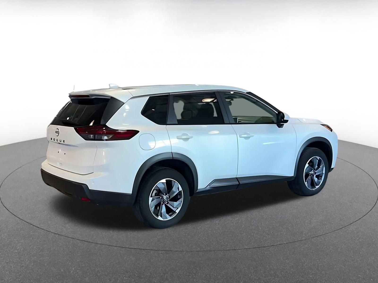 Thumbnail: 2025 Nissan Rogue - 15
