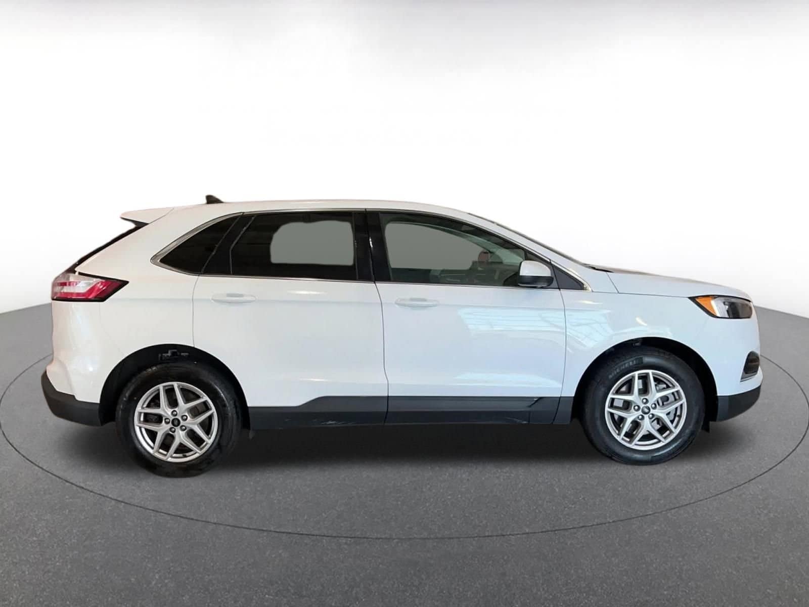 Thumbnail: 2024 Ford Edge - 16