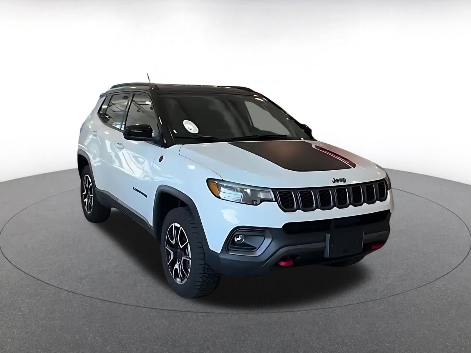 Thumbnail: 2025 Jeep Compass - 3