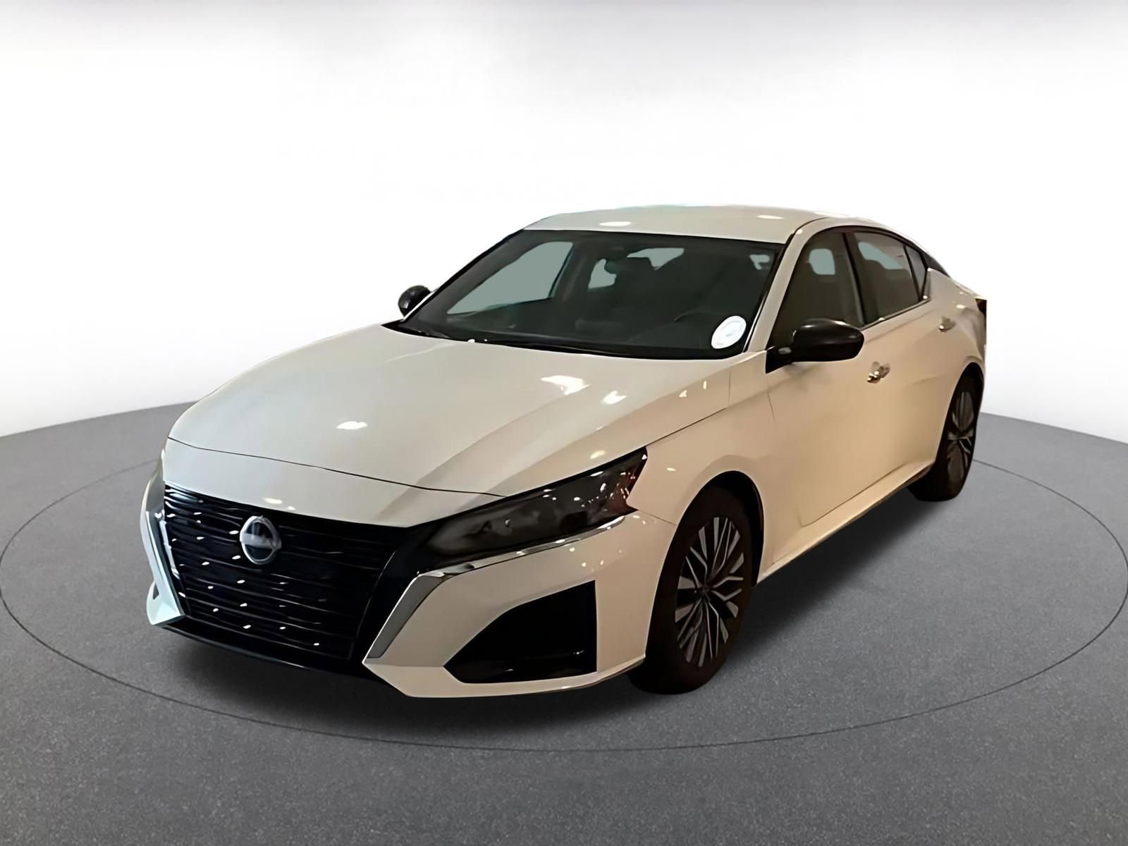 Thumbnail: 2025 Nissan Altima - 4
