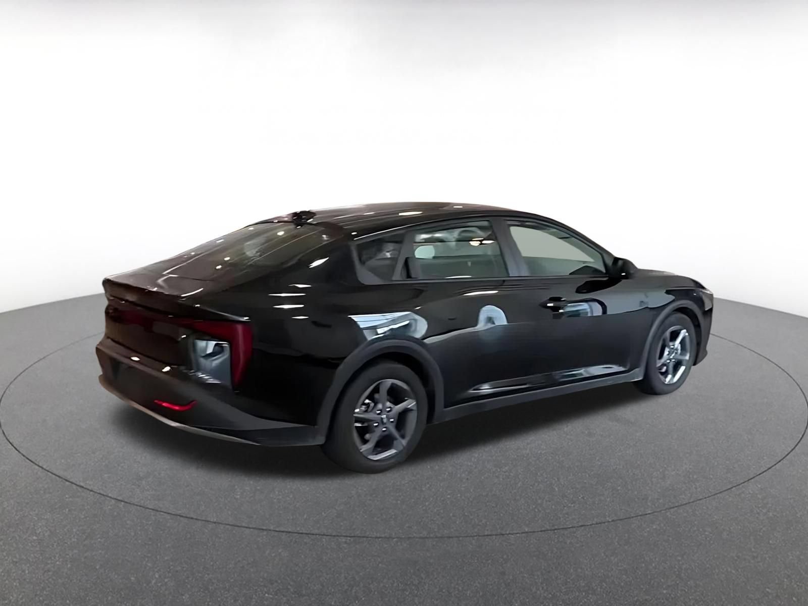 Thumbnail: 2025 Kia K4 - 9