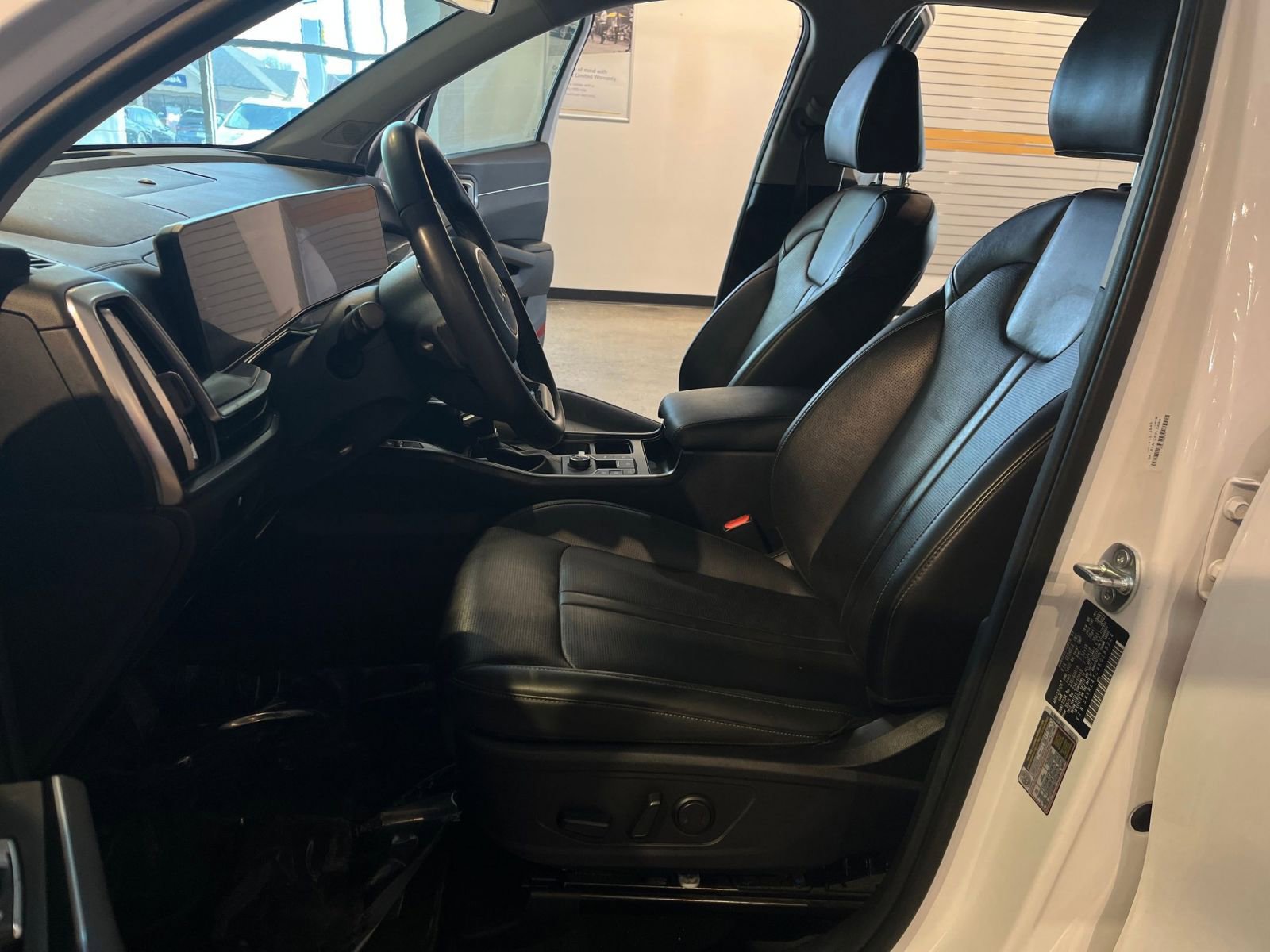 Thumbnail: 2024 Kia Sorento - 27