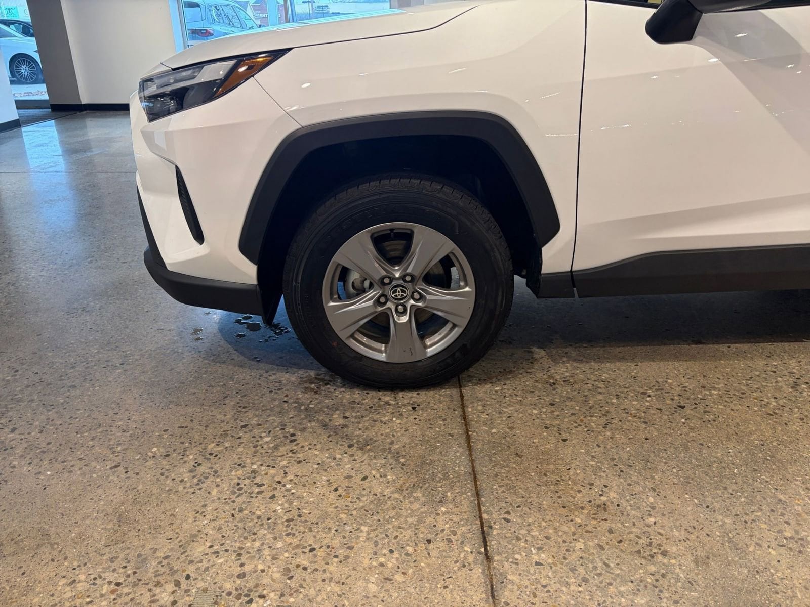 Thumbnail: 2025 Toyota RAV4 - 29