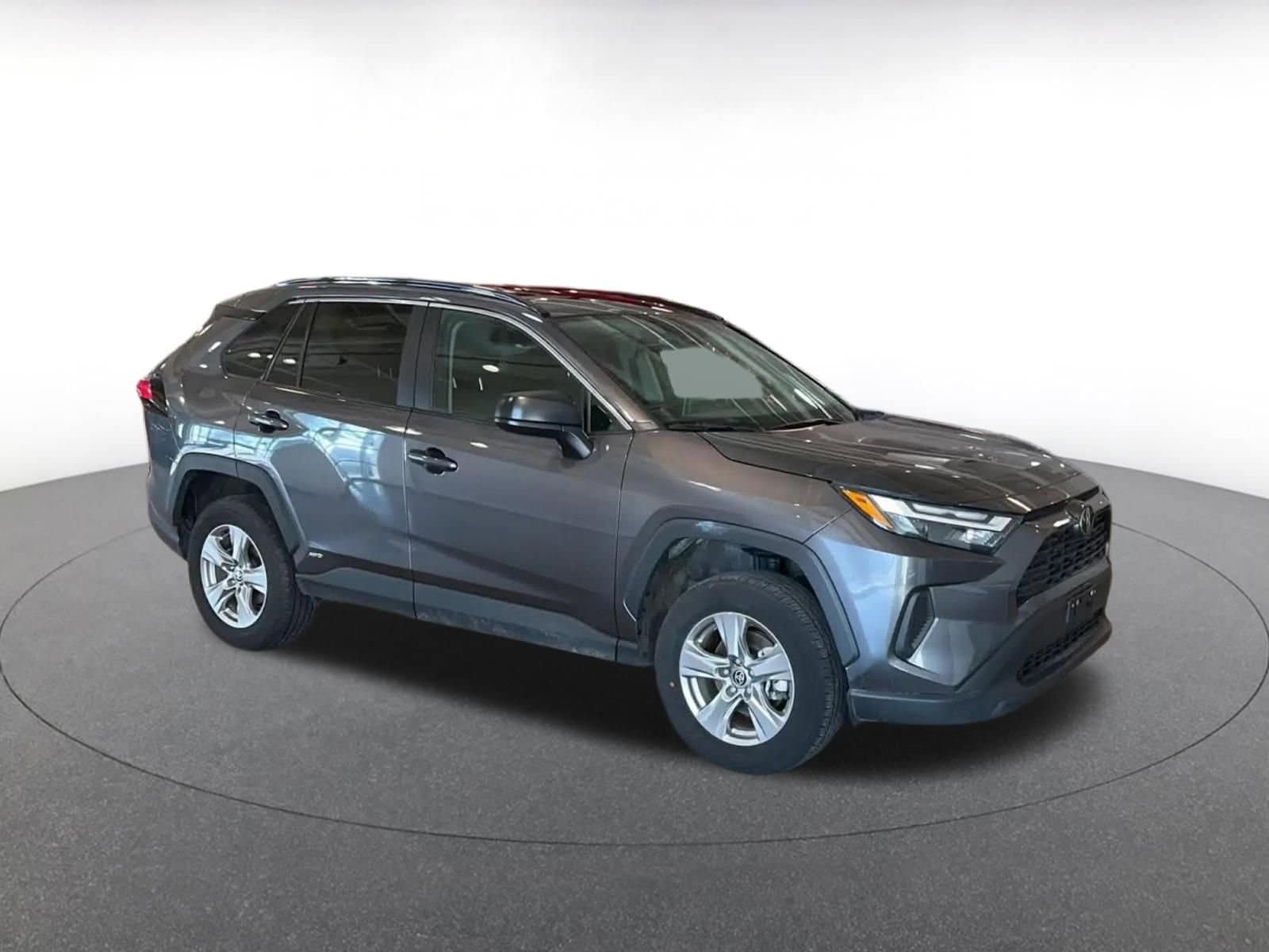 Thumbnail: 2025 Toyota RAV4 - 2