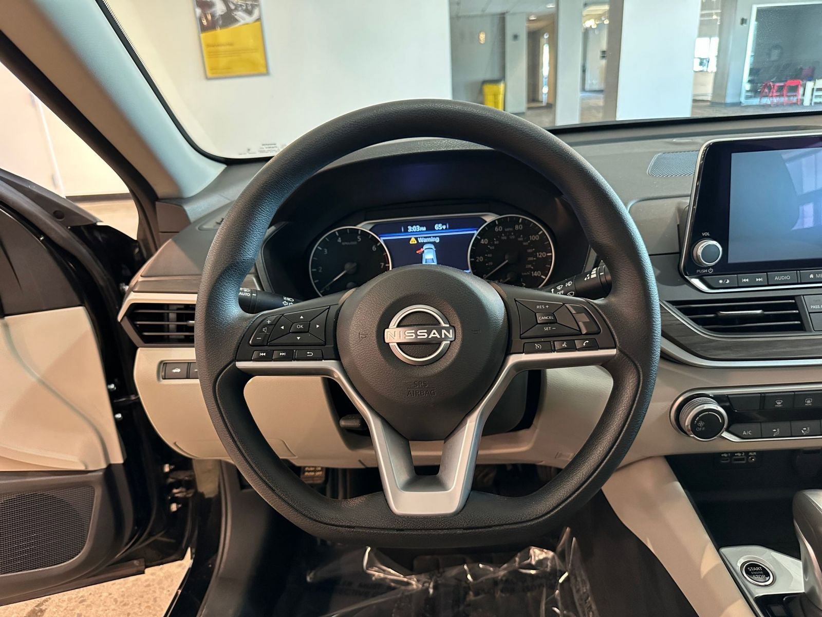 Thumbnail: 2025 Nissan Altima - 27