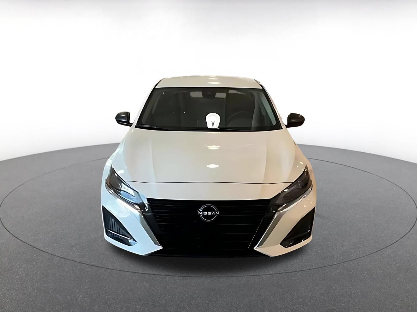 Thumbnail: 2025 Nissan Altima - 4