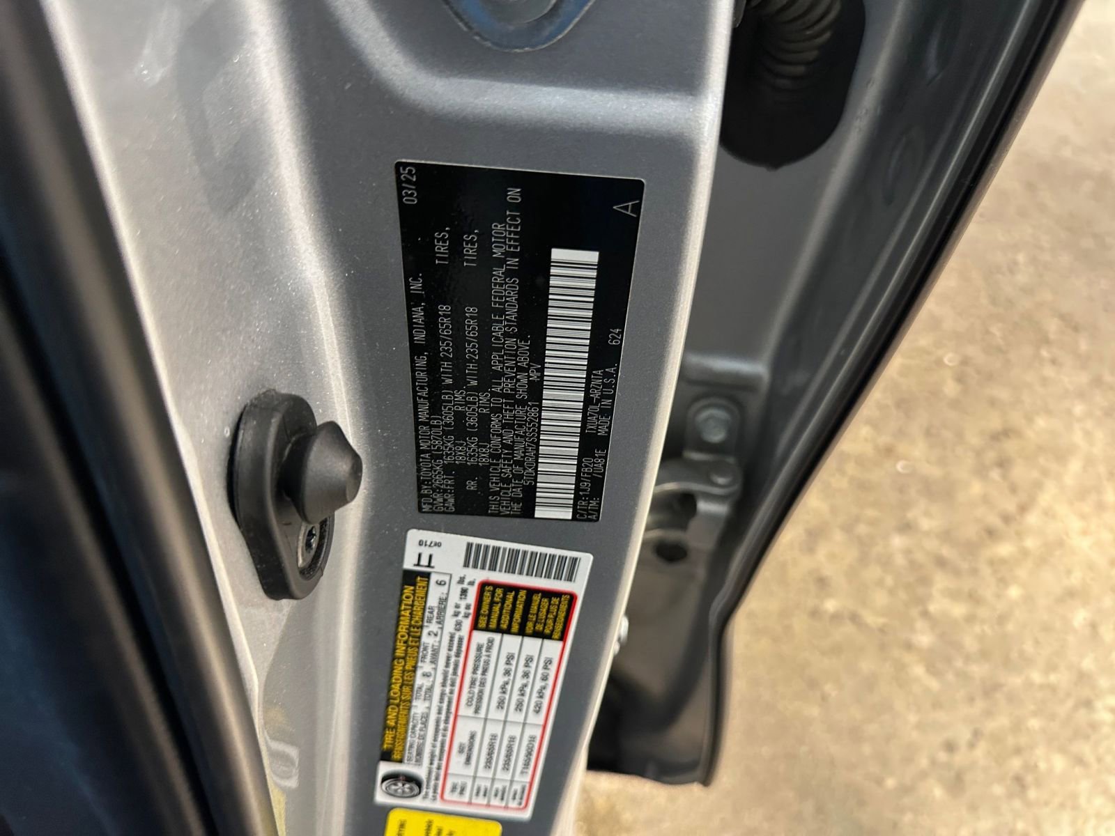 Thumbnail: 2025 Toyota Highlander - 31