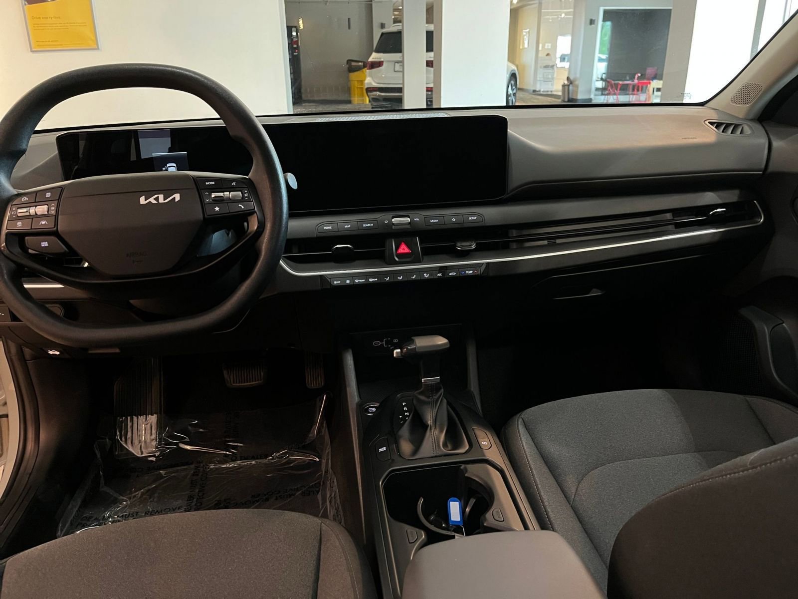 Thumbnail: 2025 Kia K4 - 35