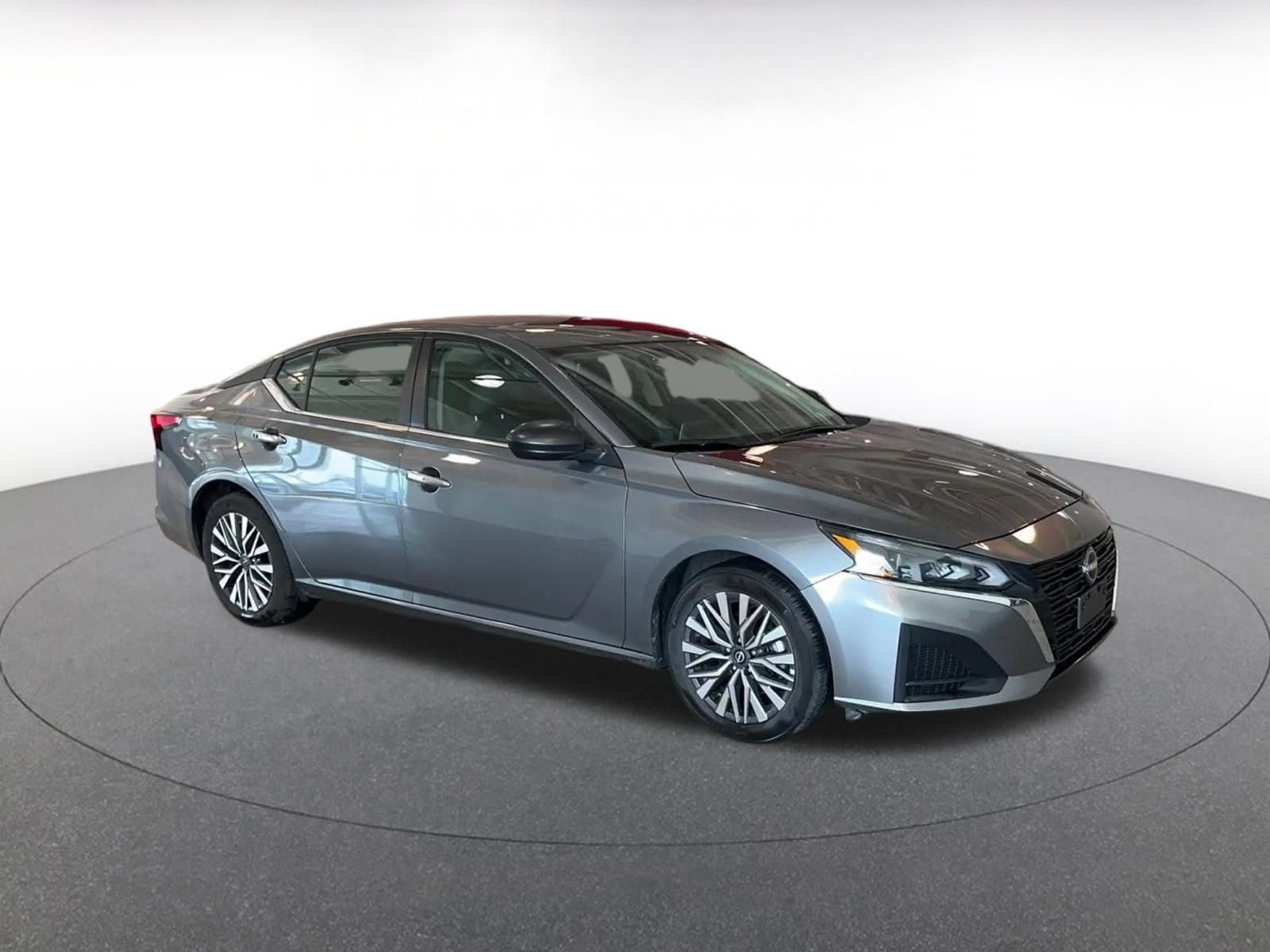 Thumbnail: 2025 Nissan Altima - 2