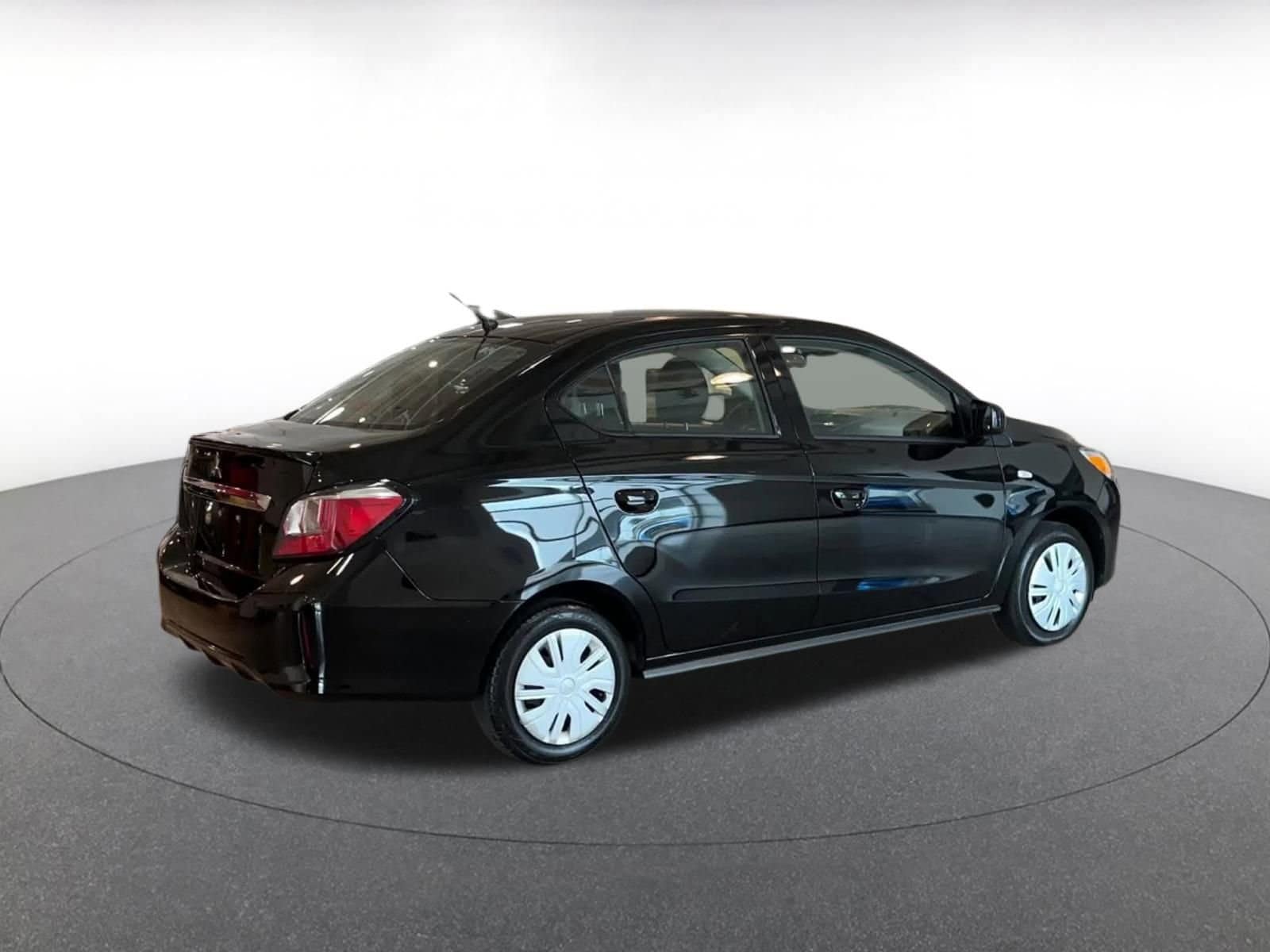 Thumbnail: 2024 Mitsubishi Mirage G4 - 14