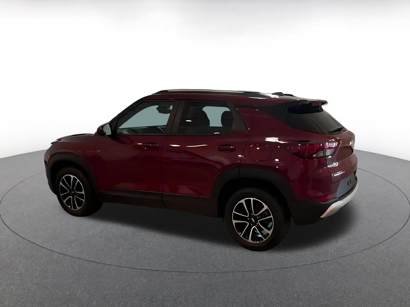 Thumbnail: 2025 Chevrolet TrailBlazer - 8
