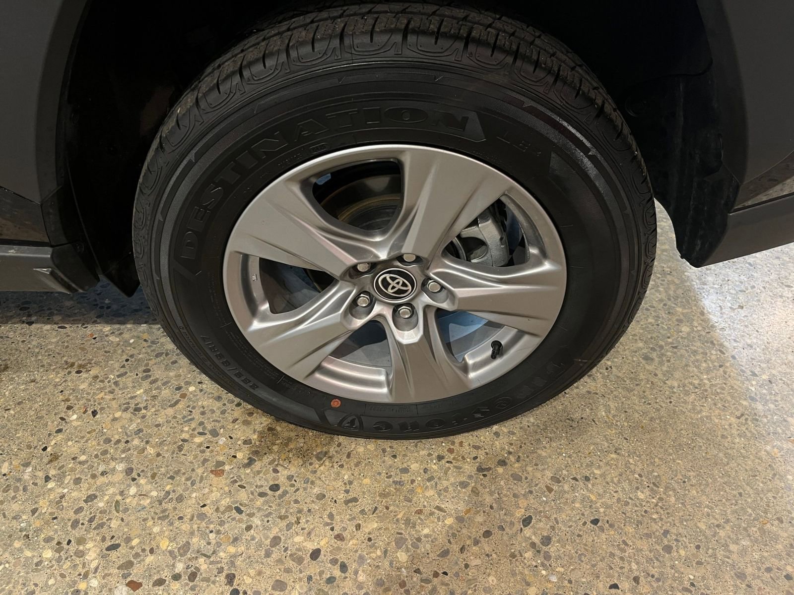 Thumbnail: 2025 Toyota RAV4 - 30