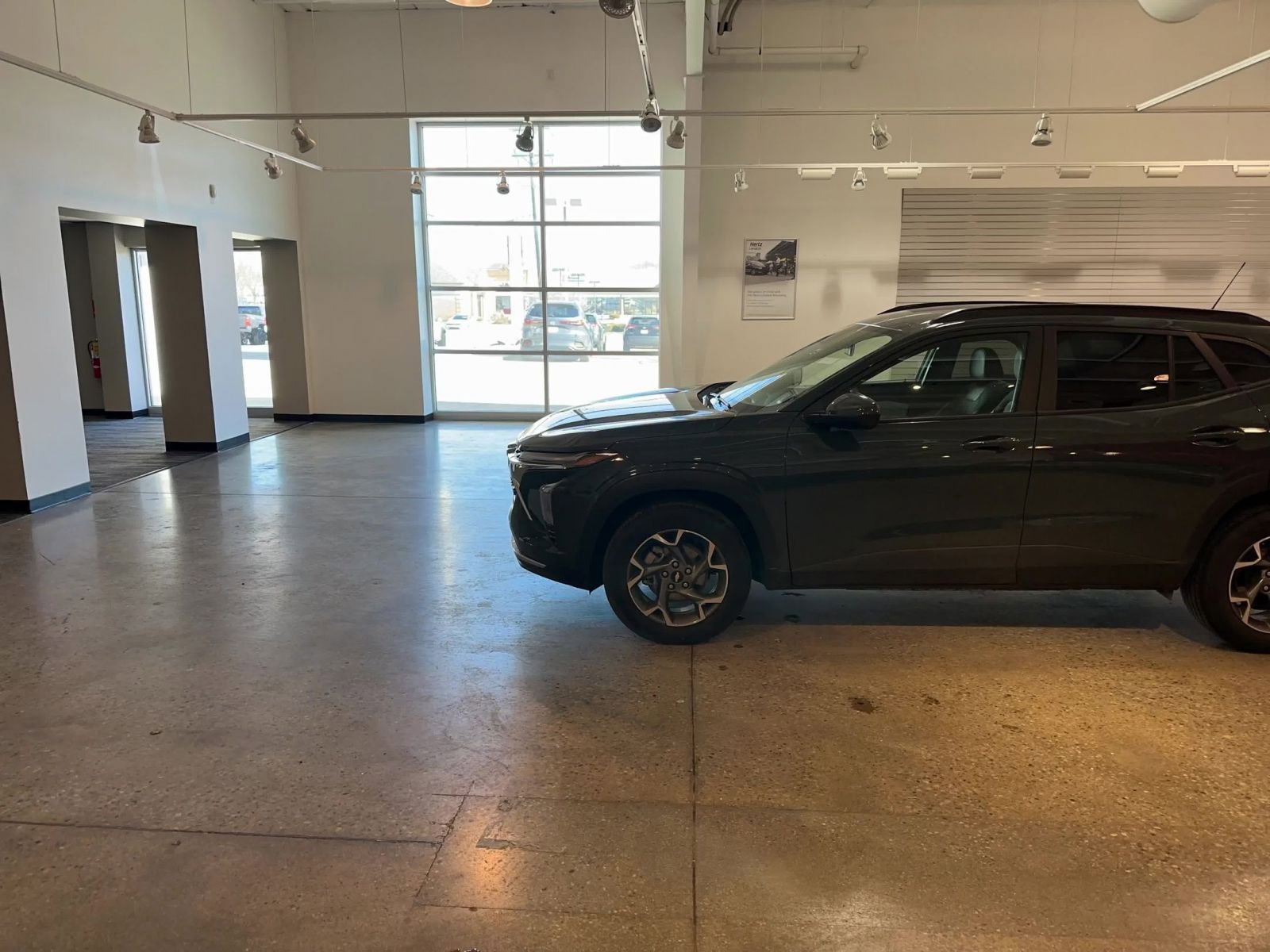 Thumbnail: 2025 Chevrolet Trax - 9