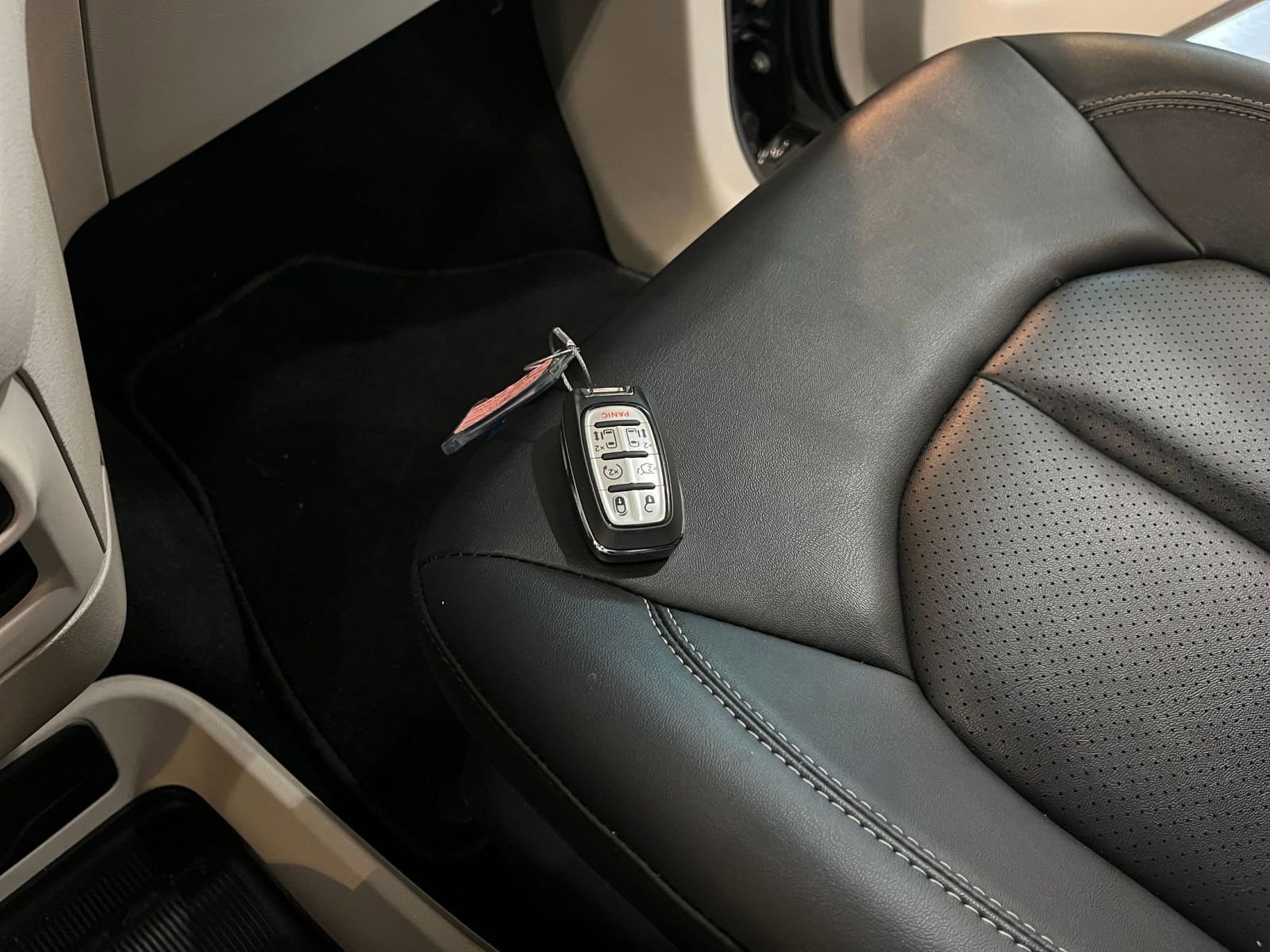 Thumbnail: 2024 Chrysler Pacifica - 21