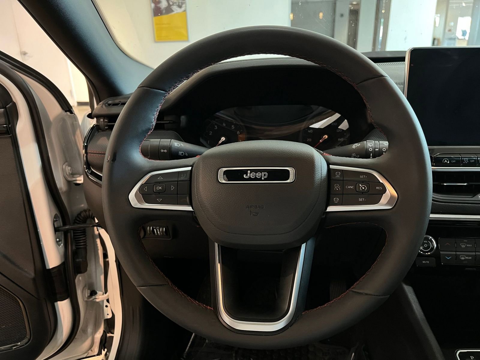 Thumbnail: 2025 Jeep Compass - 28