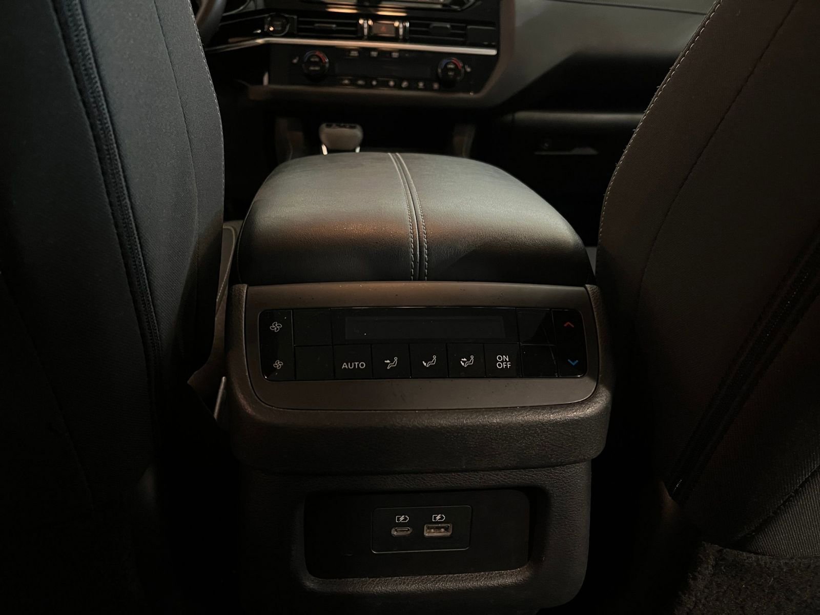 Thumbnail: 2025 Nissan Pathfinder - 24