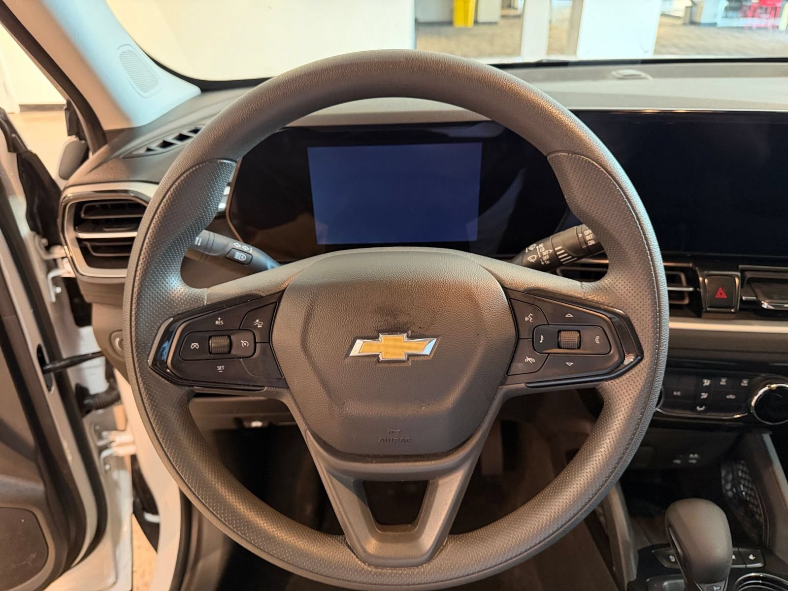 Thumbnail: 2025 Chevrolet TrailBlazer - 27