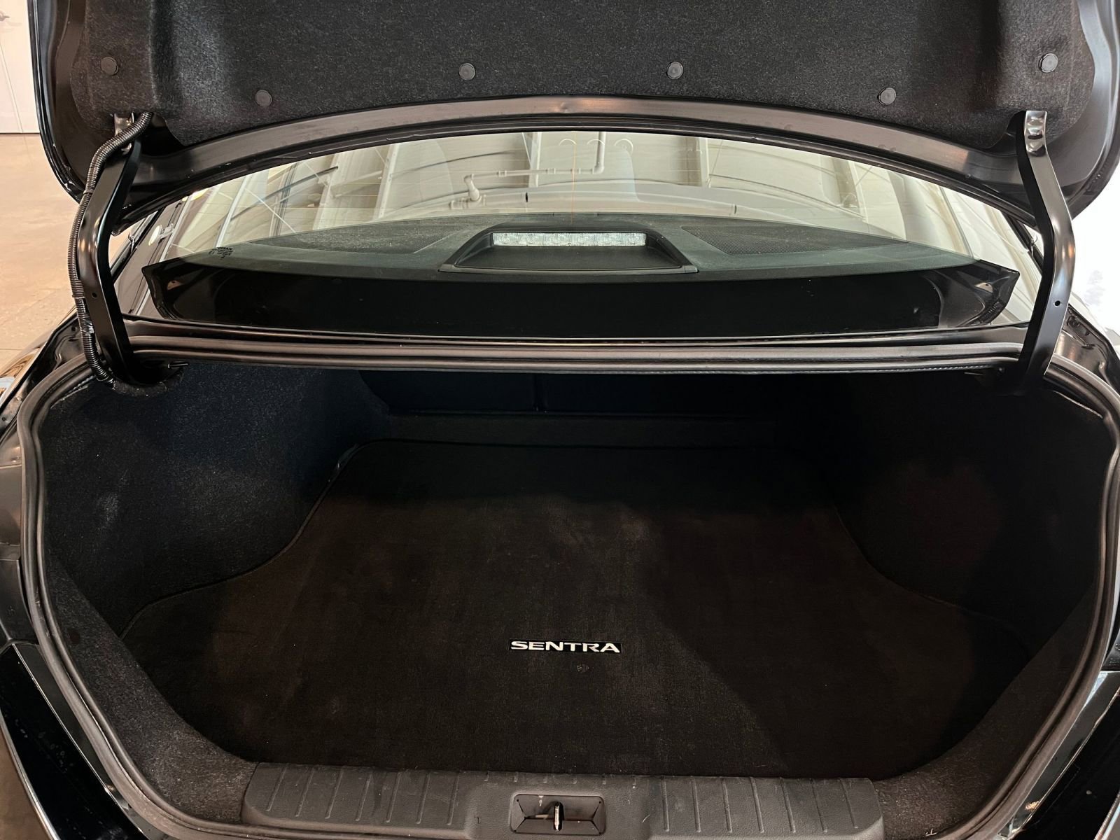 Thumbnail: 2024 Nissan Sentra - 29