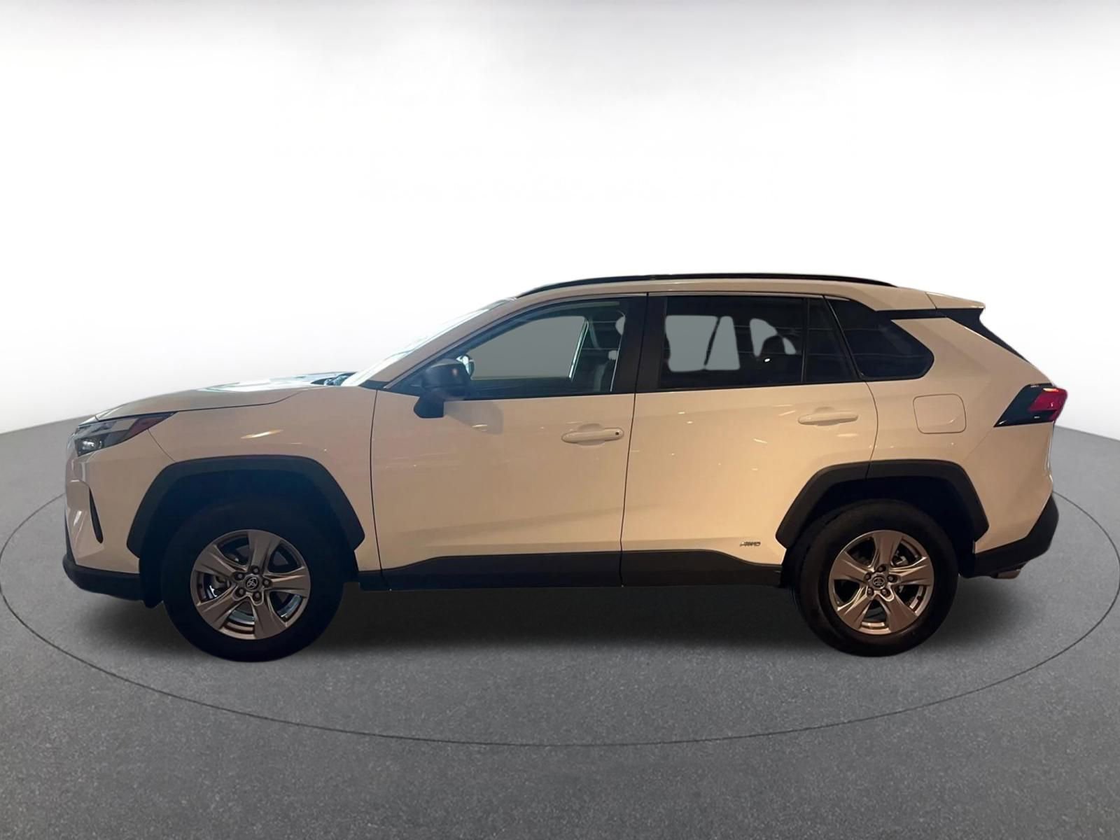 Thumbnail: 2025 Toyota RAV4 - 9