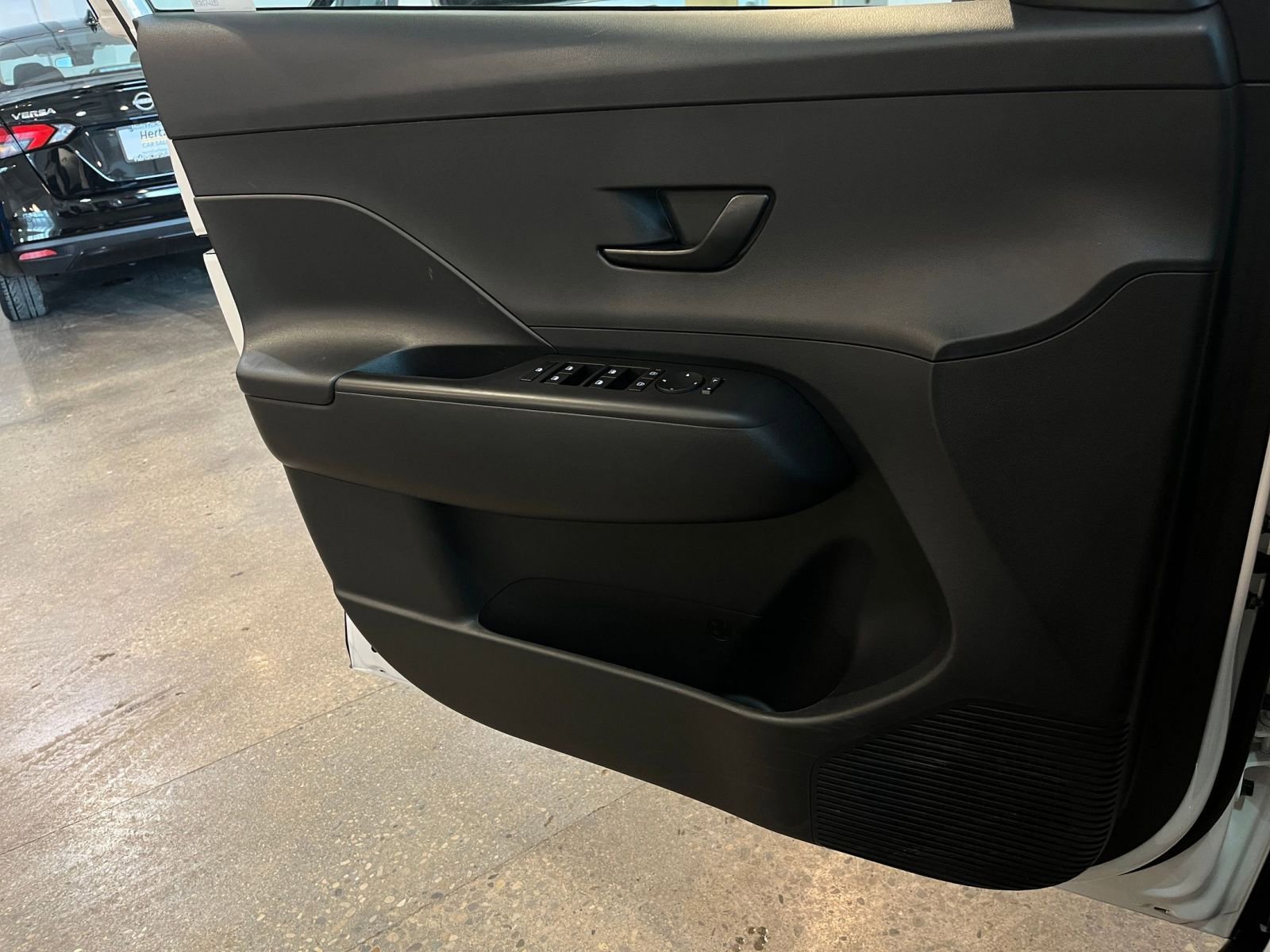 Thumbnail: 2025 Hyundai Kona - 18