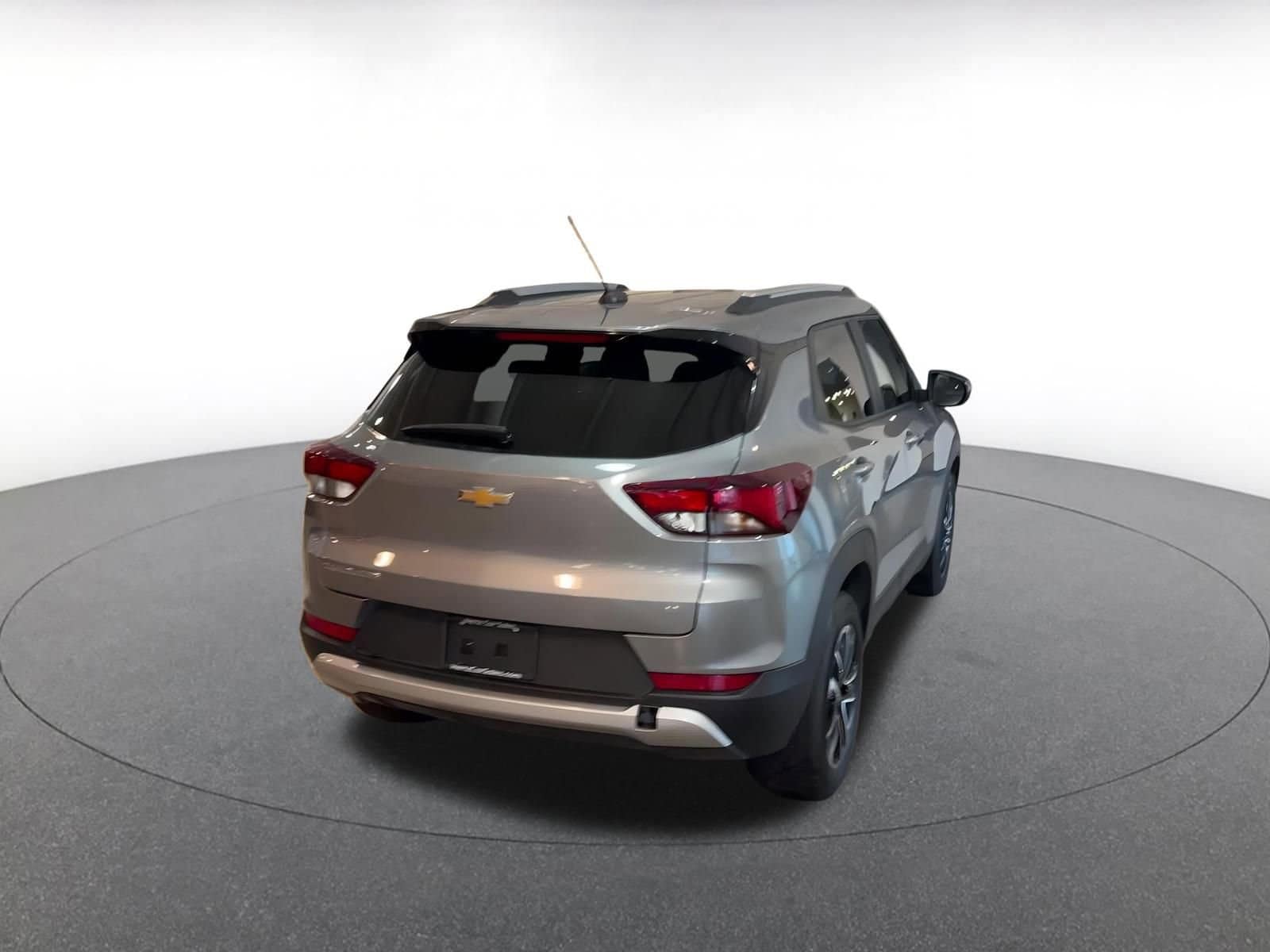 Thumbnail: 2025 Chevrolet TrailBlazer - 14