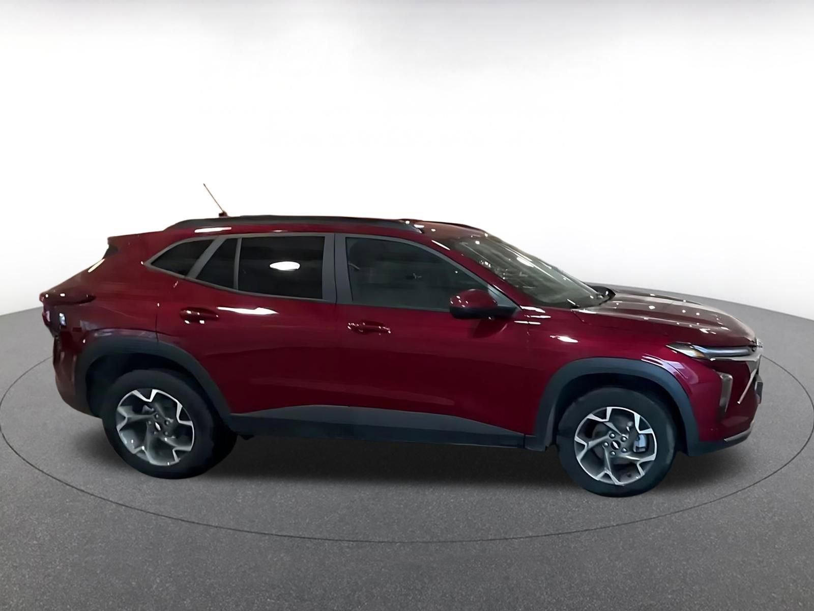 Thumbnail: 2025 Chevrolet Trax - 15