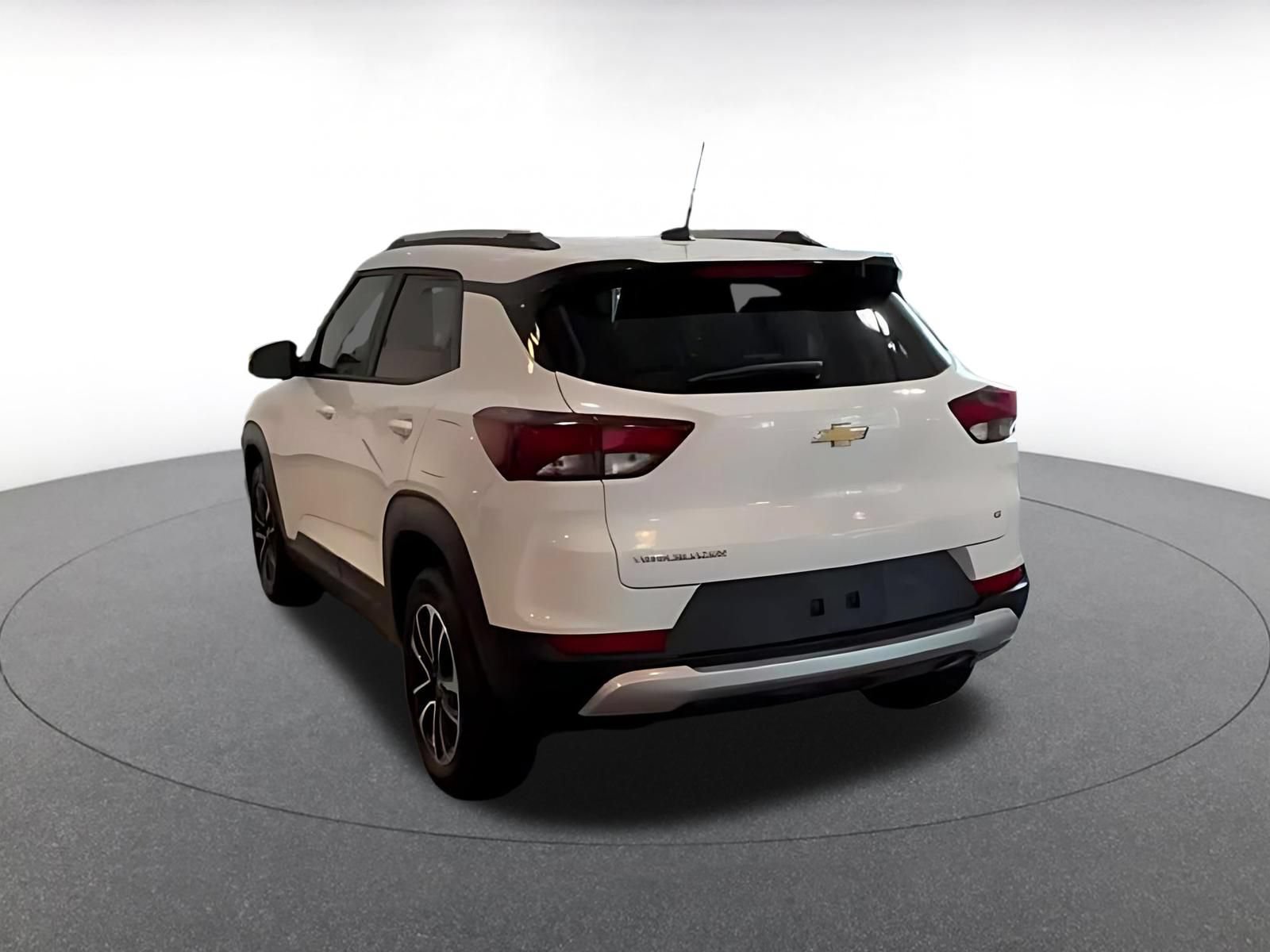Thumbnail: 2025 Chevrolet TrailBlazer - 11