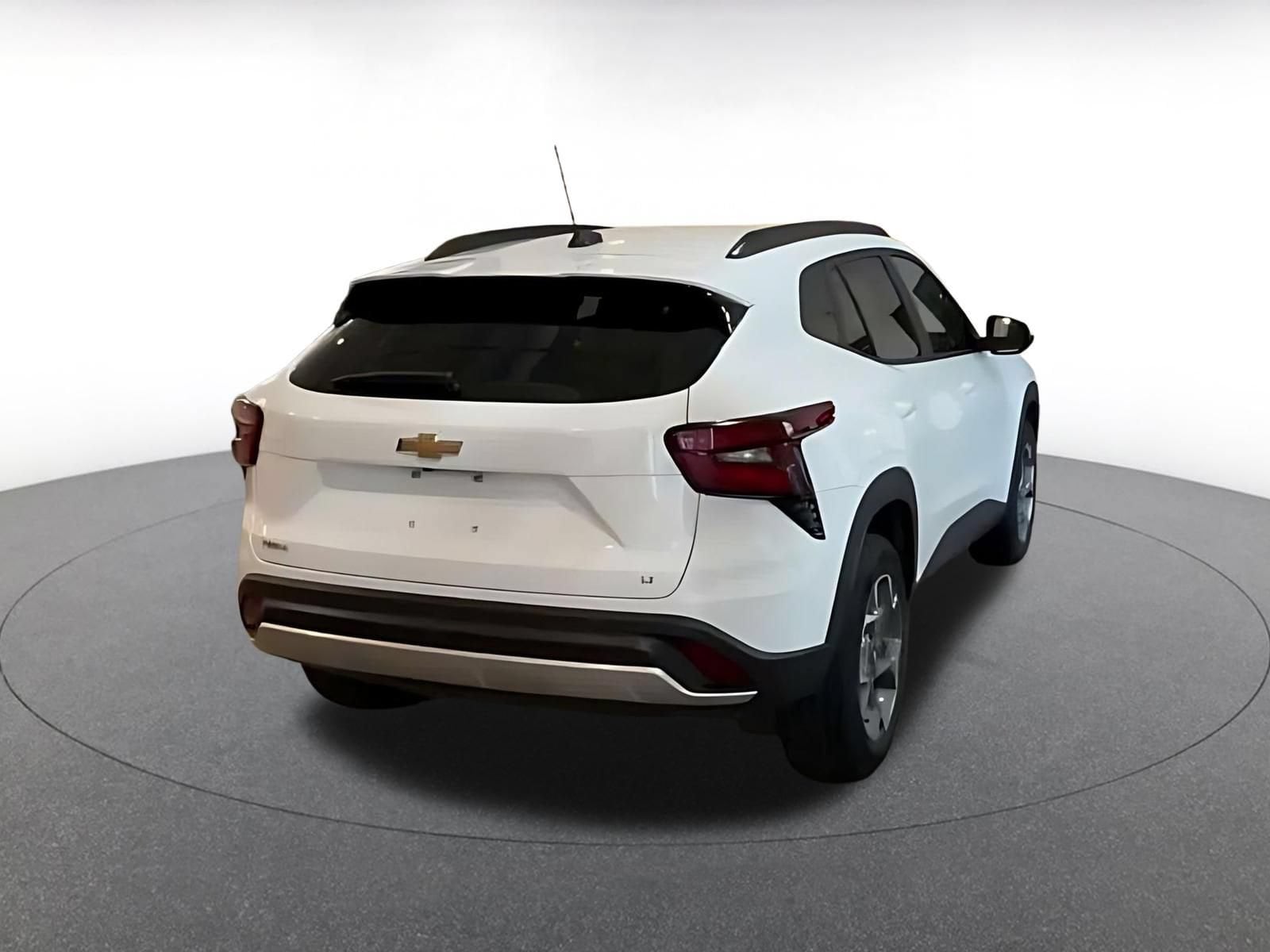 Thumbnail: 2025 Chevrolet Trax - 13