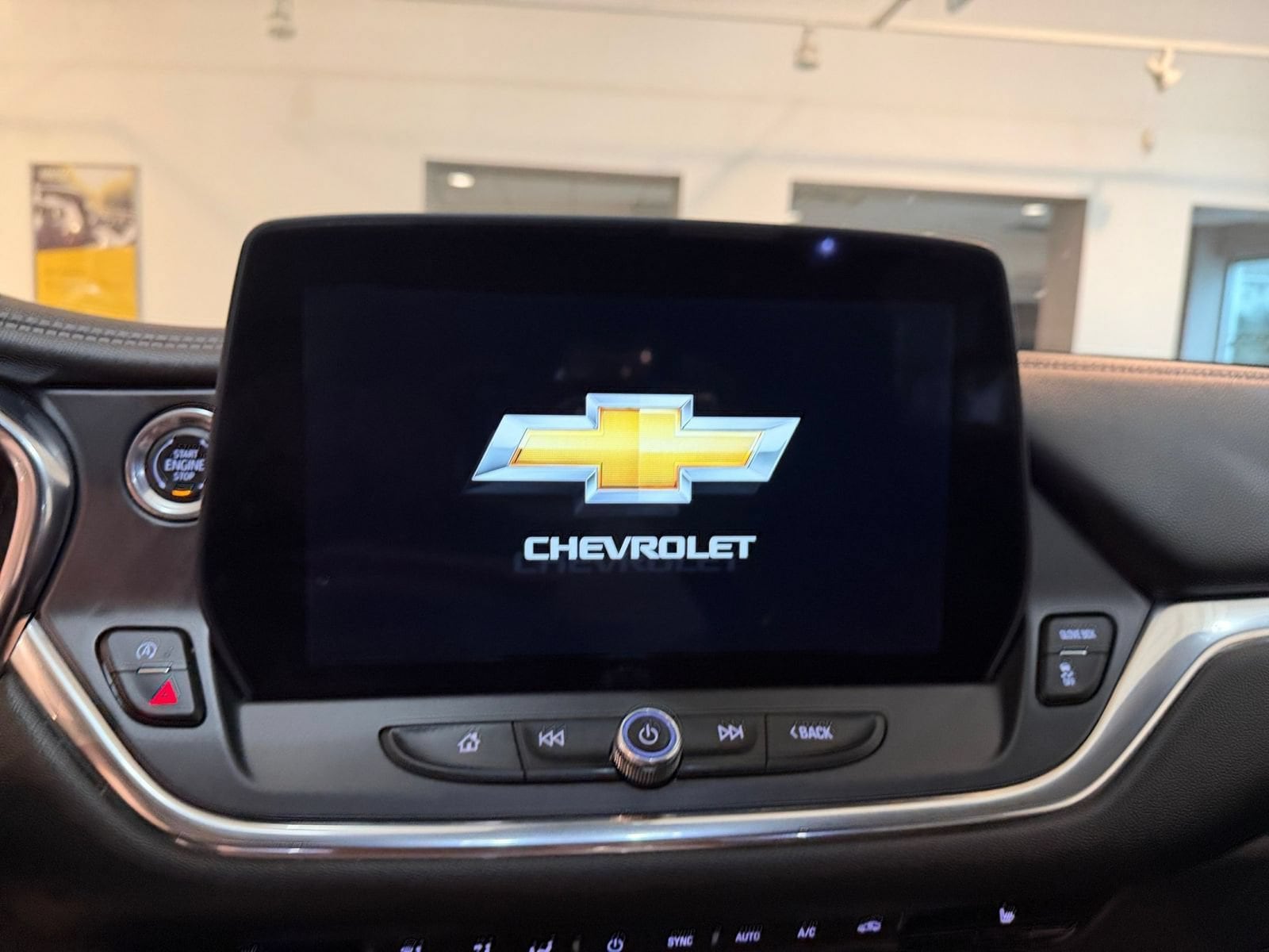Thumbnail: 2025 Chevrolet Blazer - 19